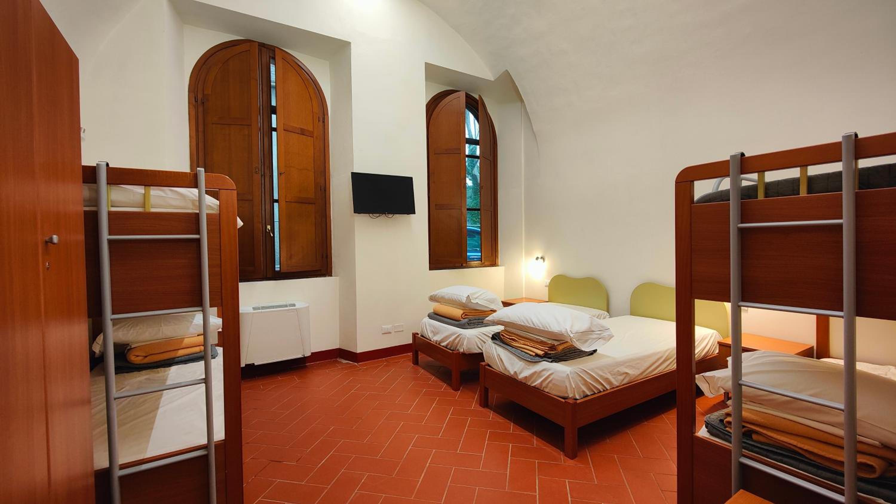 Chiostro Delle Monache Hostel Volterra view 3