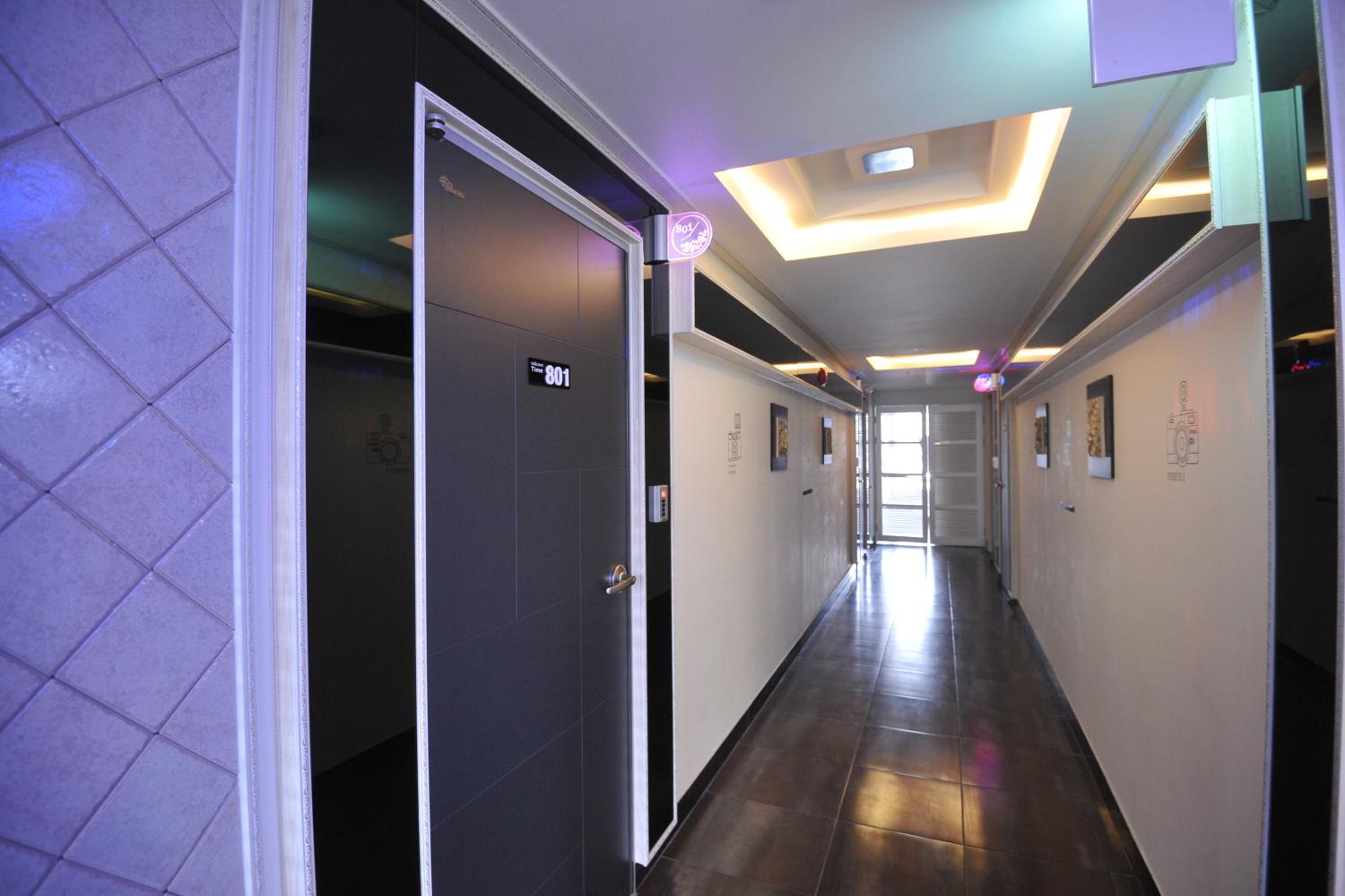 Time Hotel