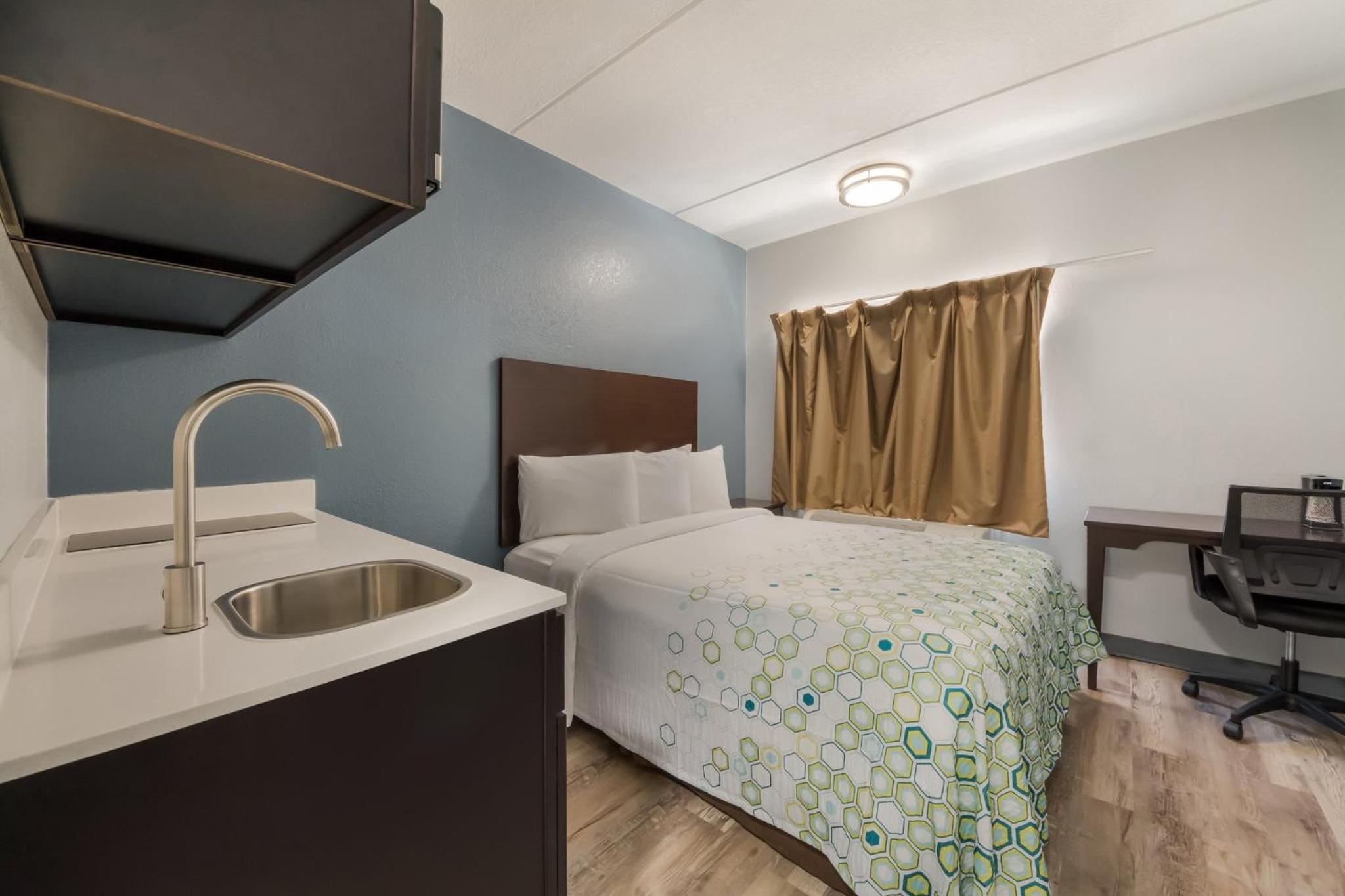 HomeTowne Studios by Red Roof San Antonio - SeaWorld Northwest, Zdjęcie 34