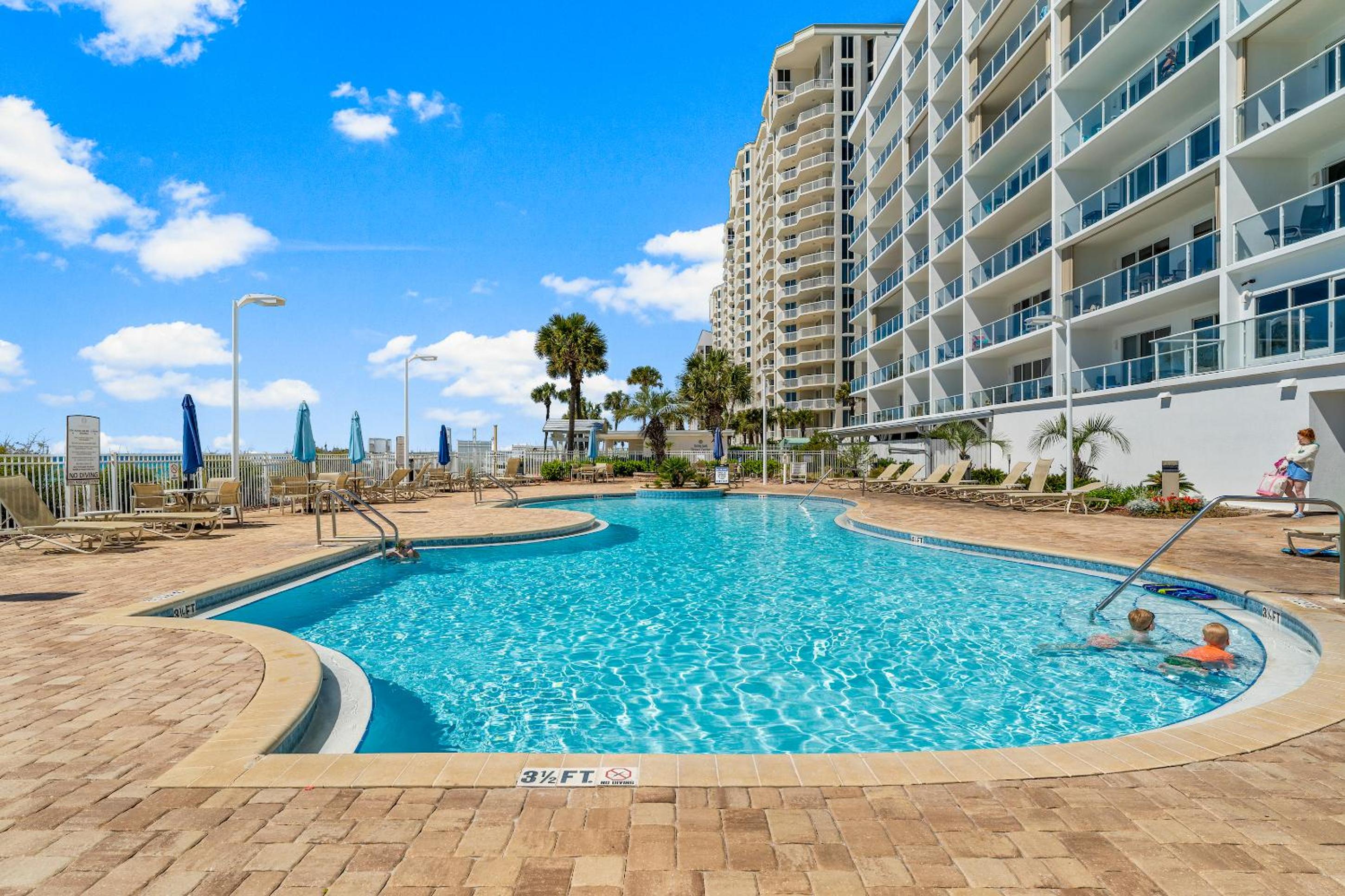 Sterling Sands Beach Resort by Panhandle Getaways