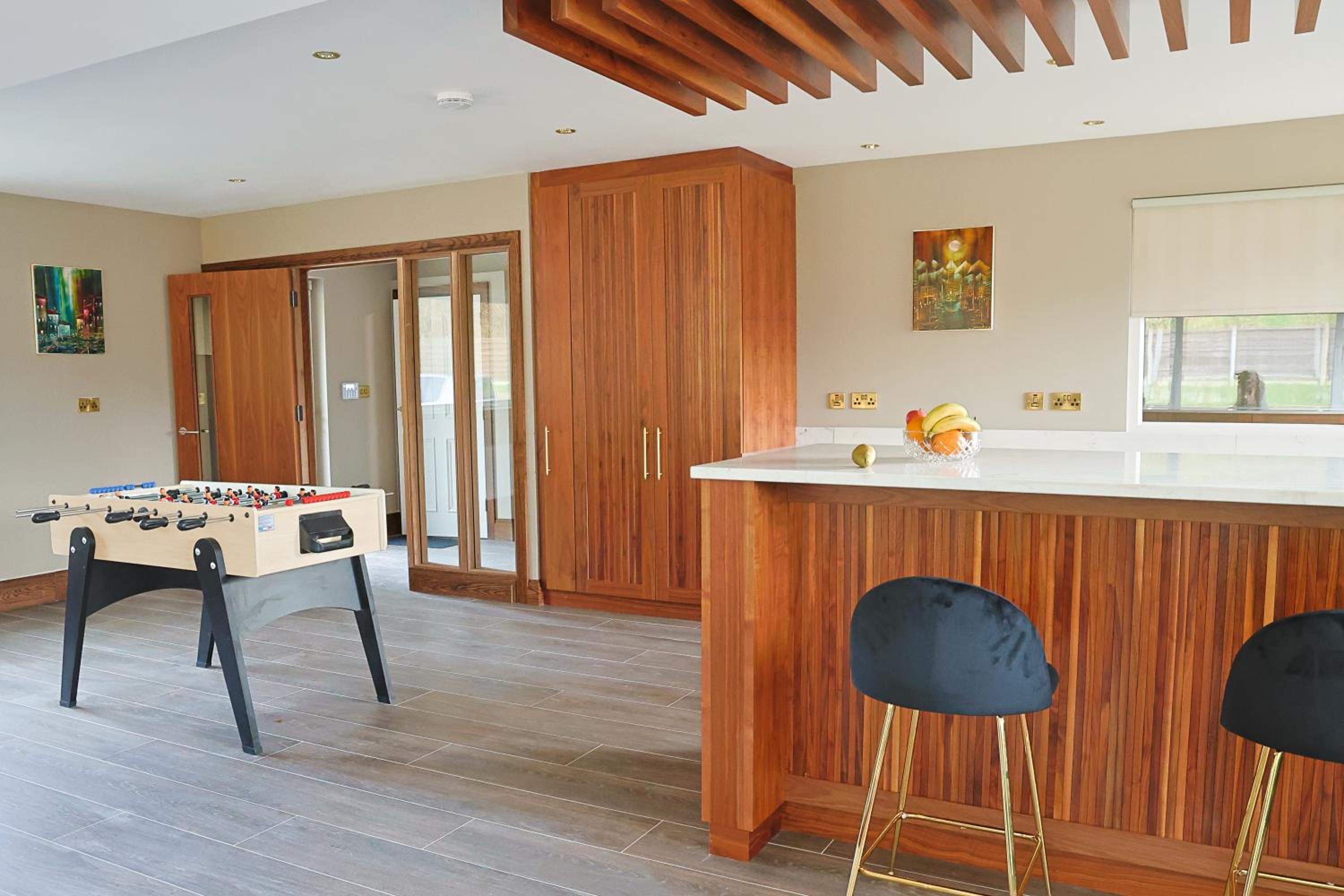 Letterkenny Vacations - Up Yonder House - 6 Bedroom Family Guesthouse - Property Image 3