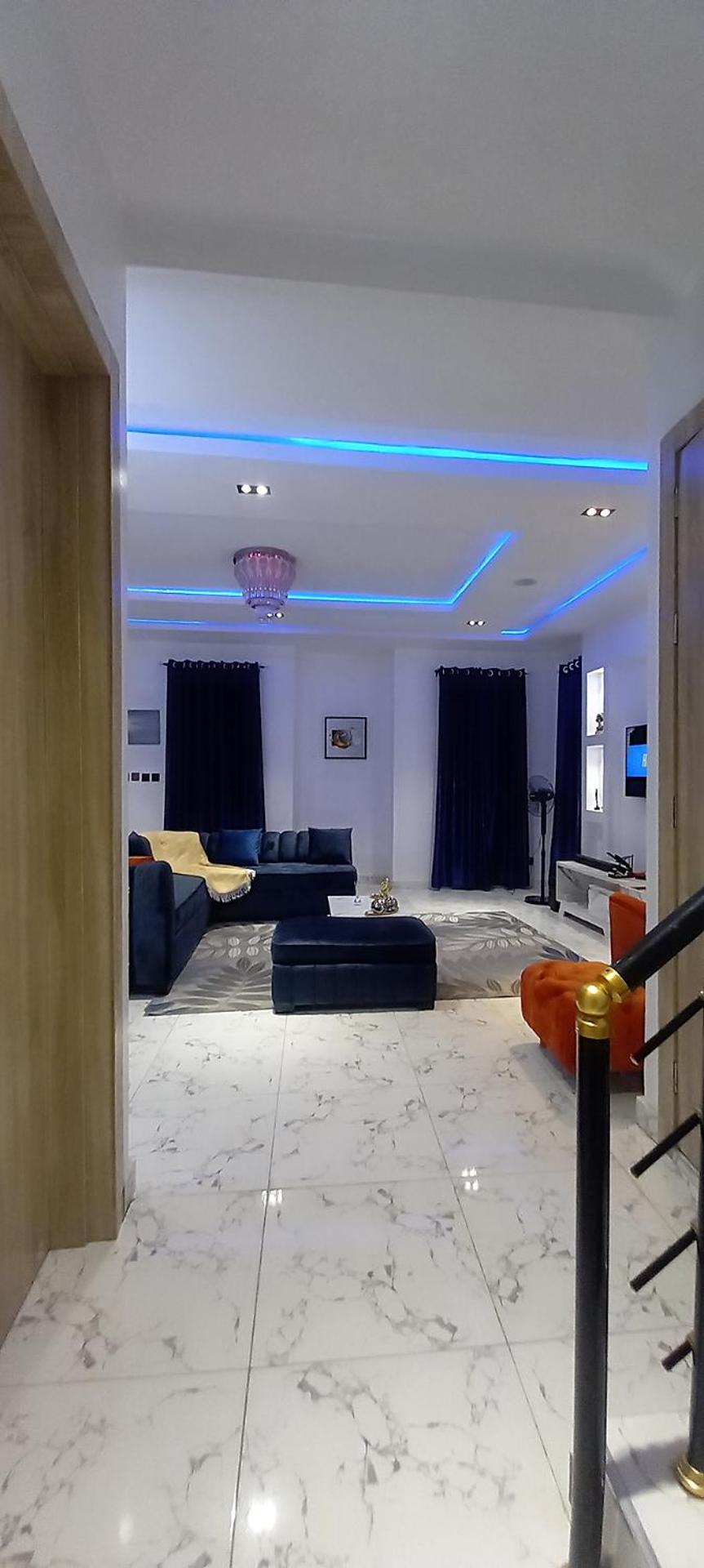 Da,crib shortlet apartment view 4