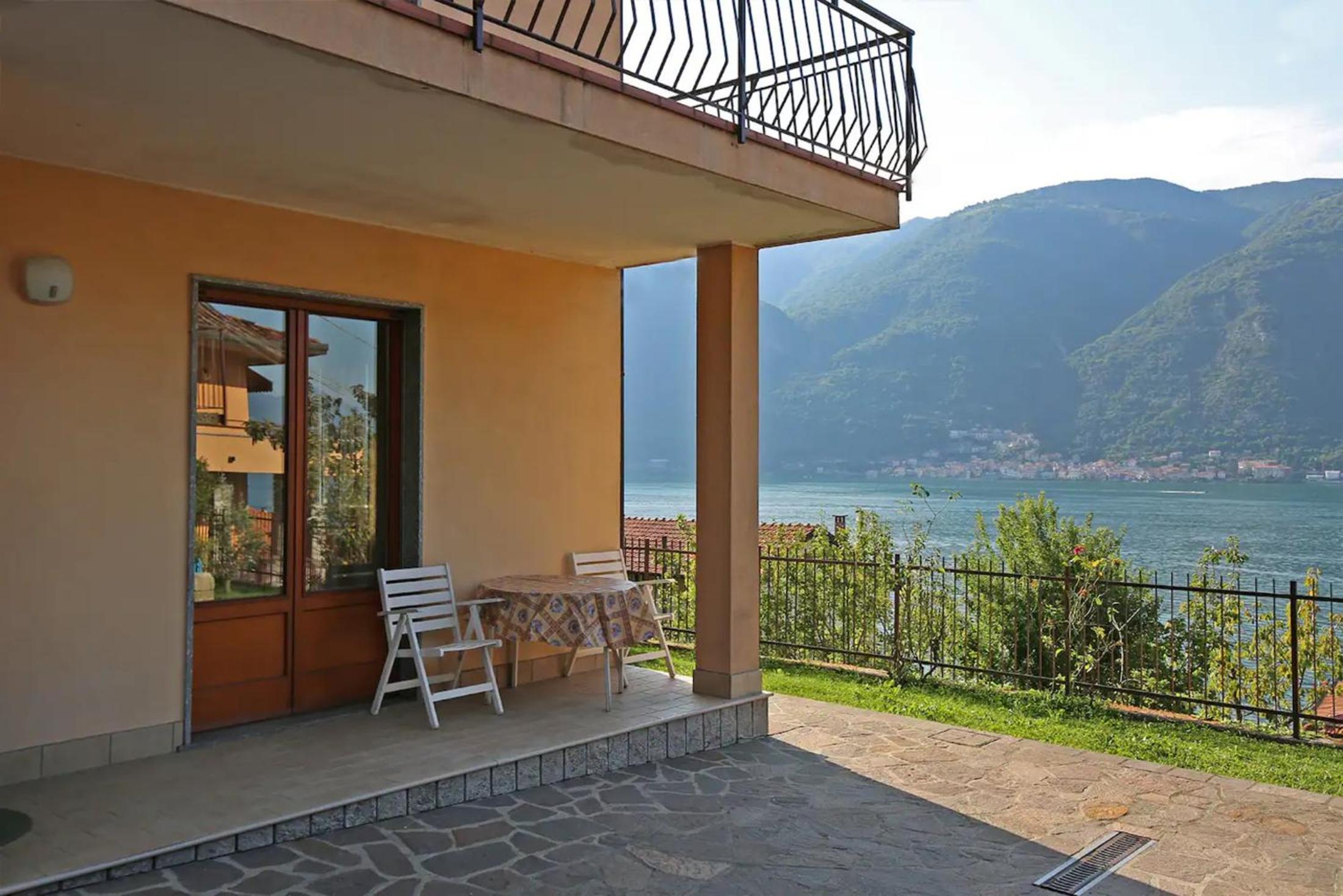 Charming House on the Lake