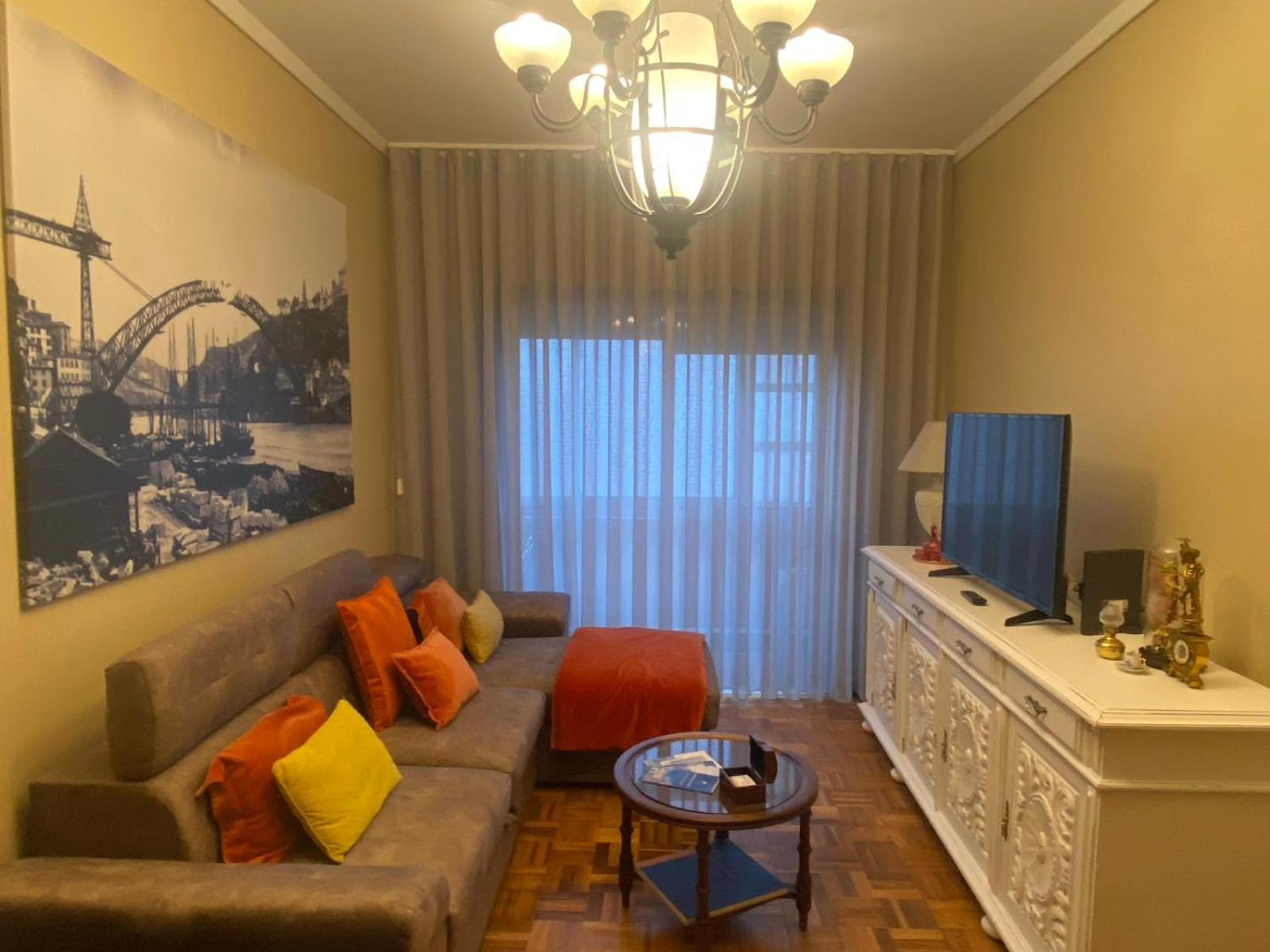 Art Gallery Apartment