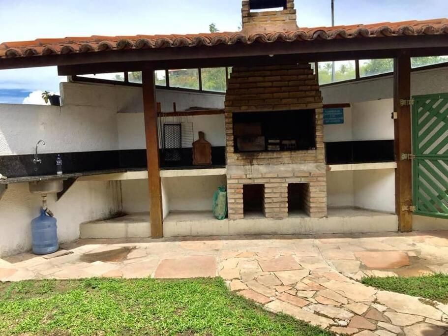 Flat confortável 3 pessoas c/ Piscina próx axé moi