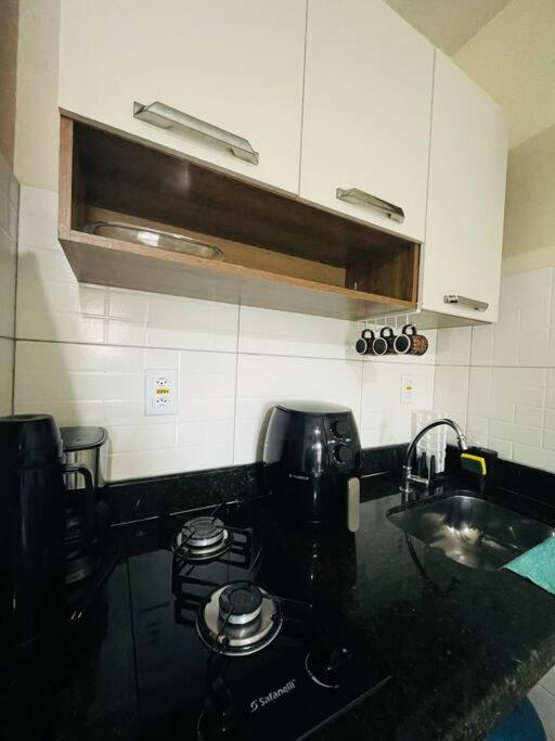 Flat confortável 3 pessoas c/ Piscina próx axé moi