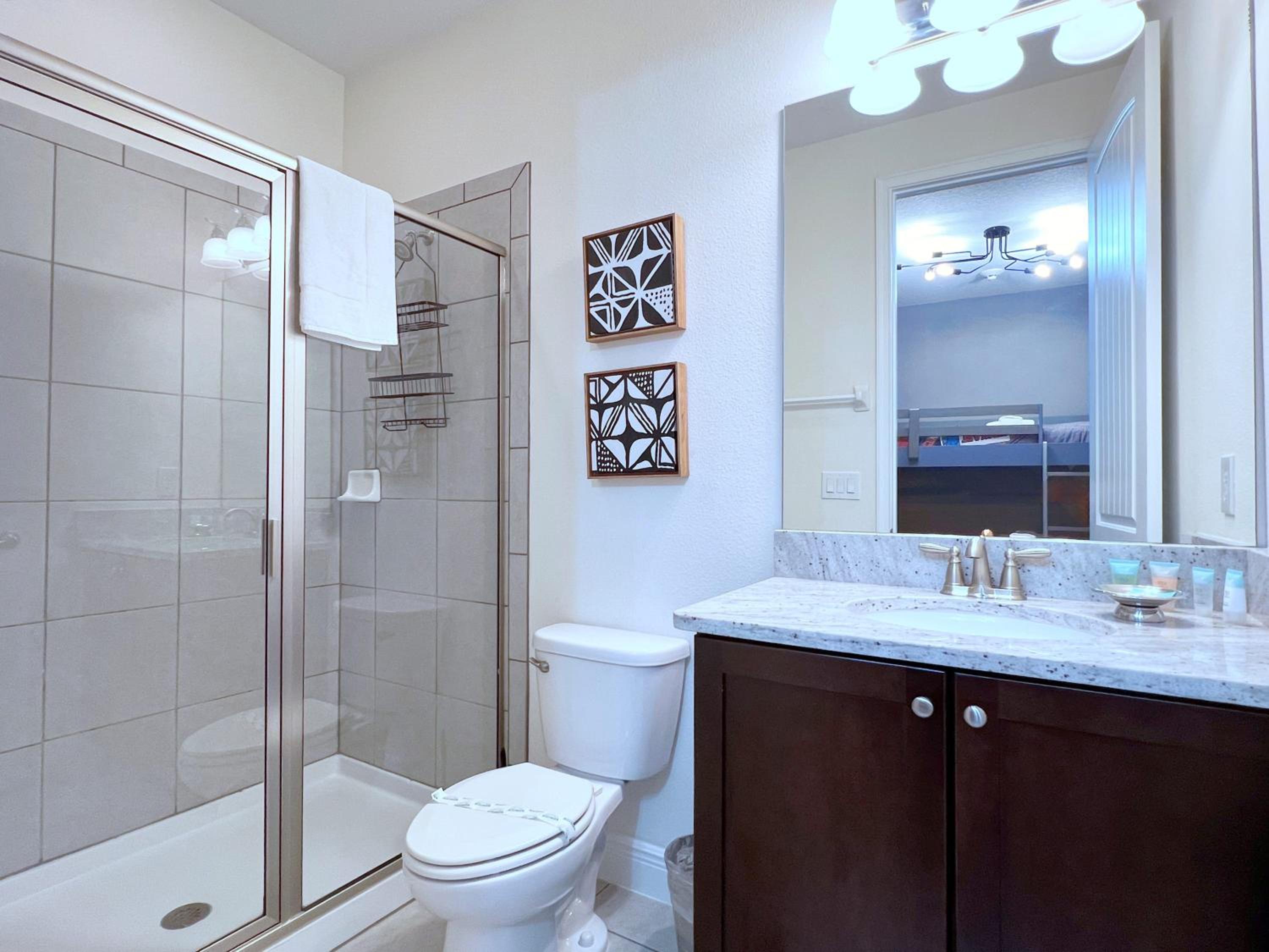 Gorgeous 9 Bed Pool Home with Game Room-7504MA