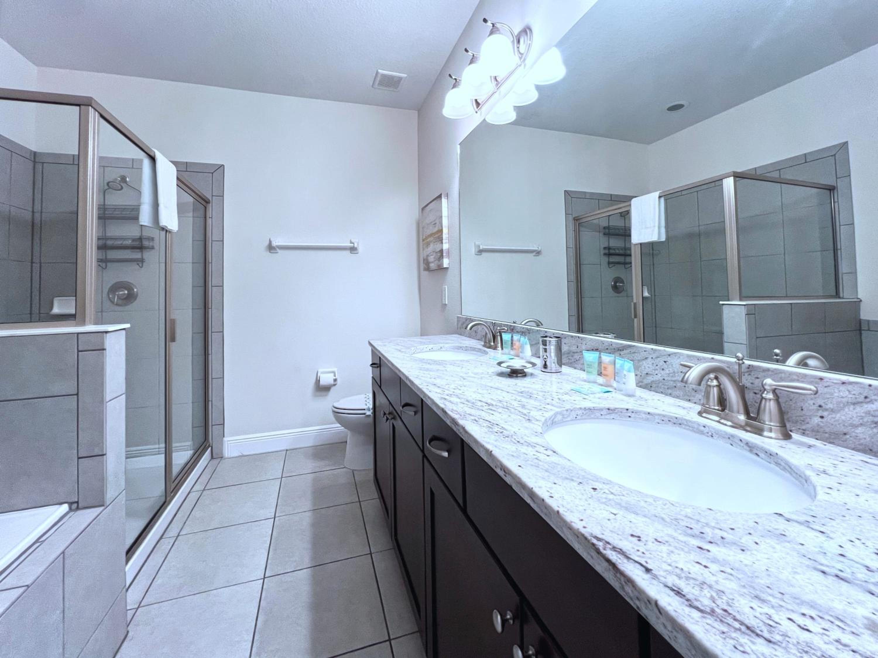 Gorgeous 9 Bed Pool Home with Game Room-7504MA