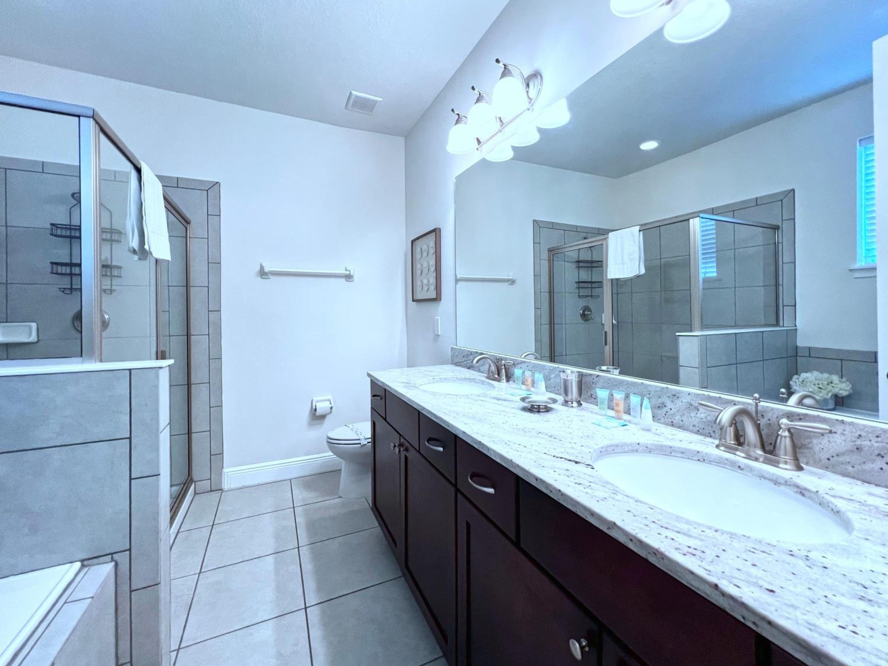 Gorgeous 9 Bed Pool Home with Game Room-7504MA