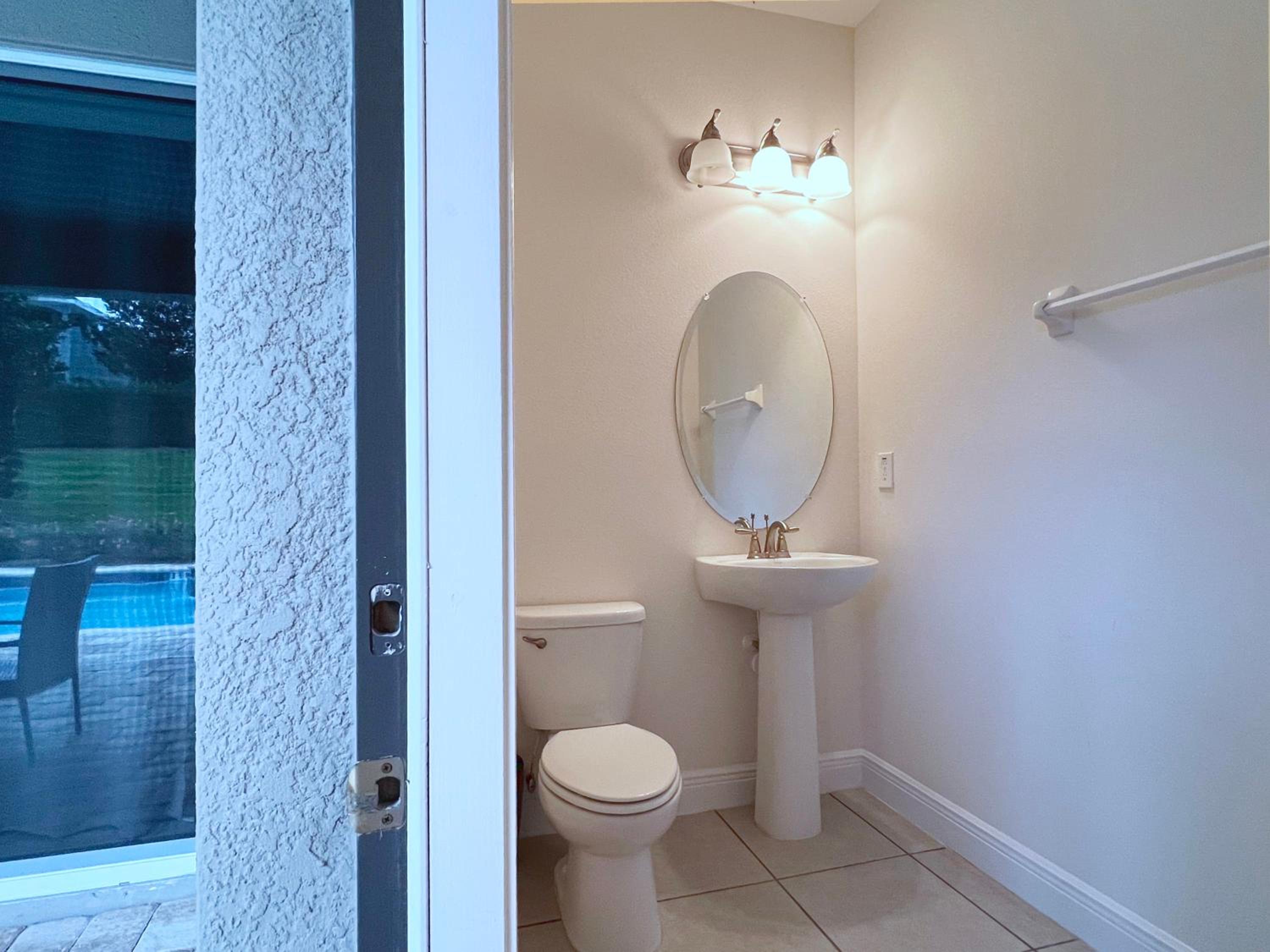 Gorgeous 9 Bed Pool Home with Game Room-7504MA