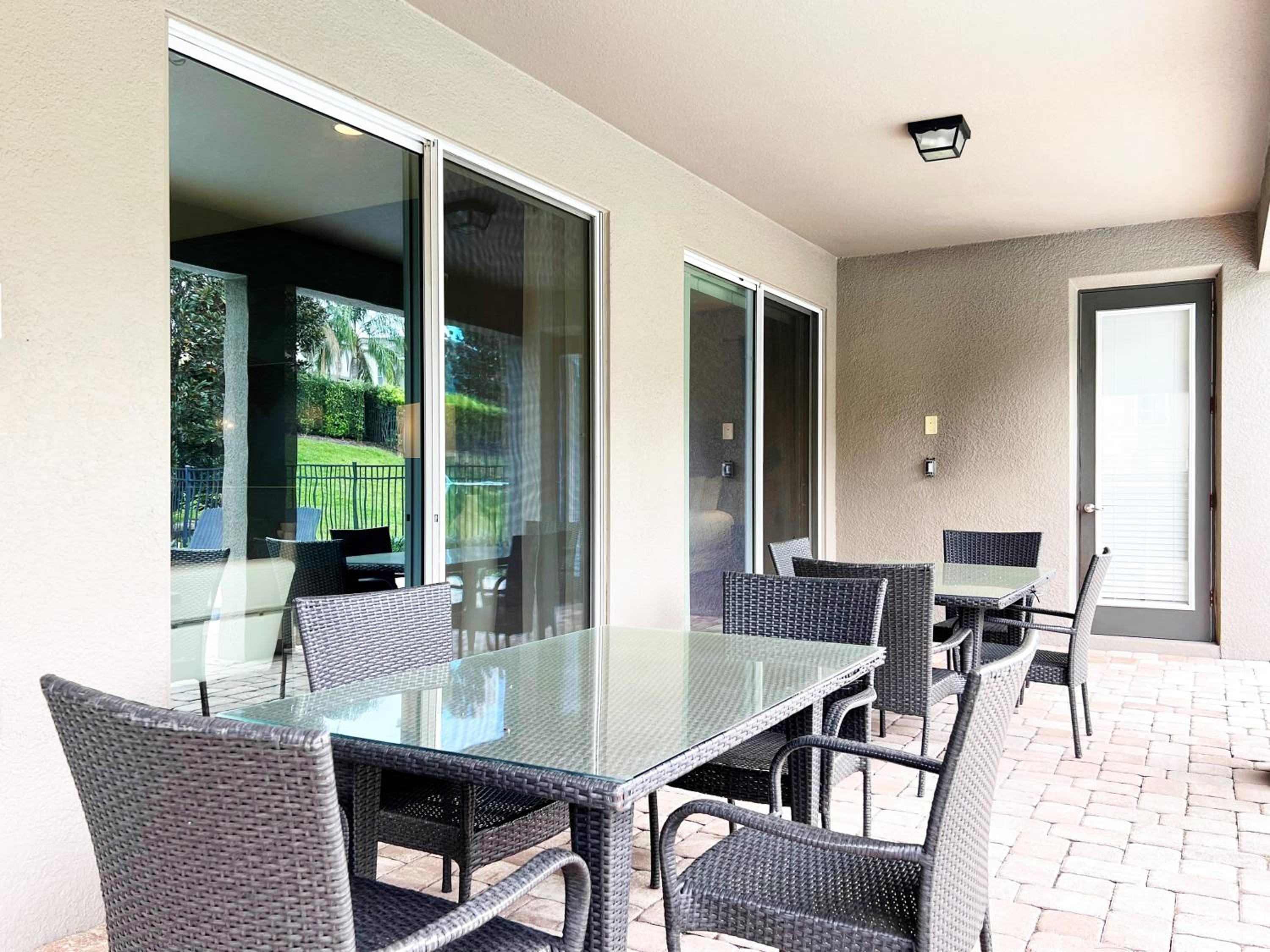 Gorgeous 9 Bed Pool Home with Game Room-7504MA