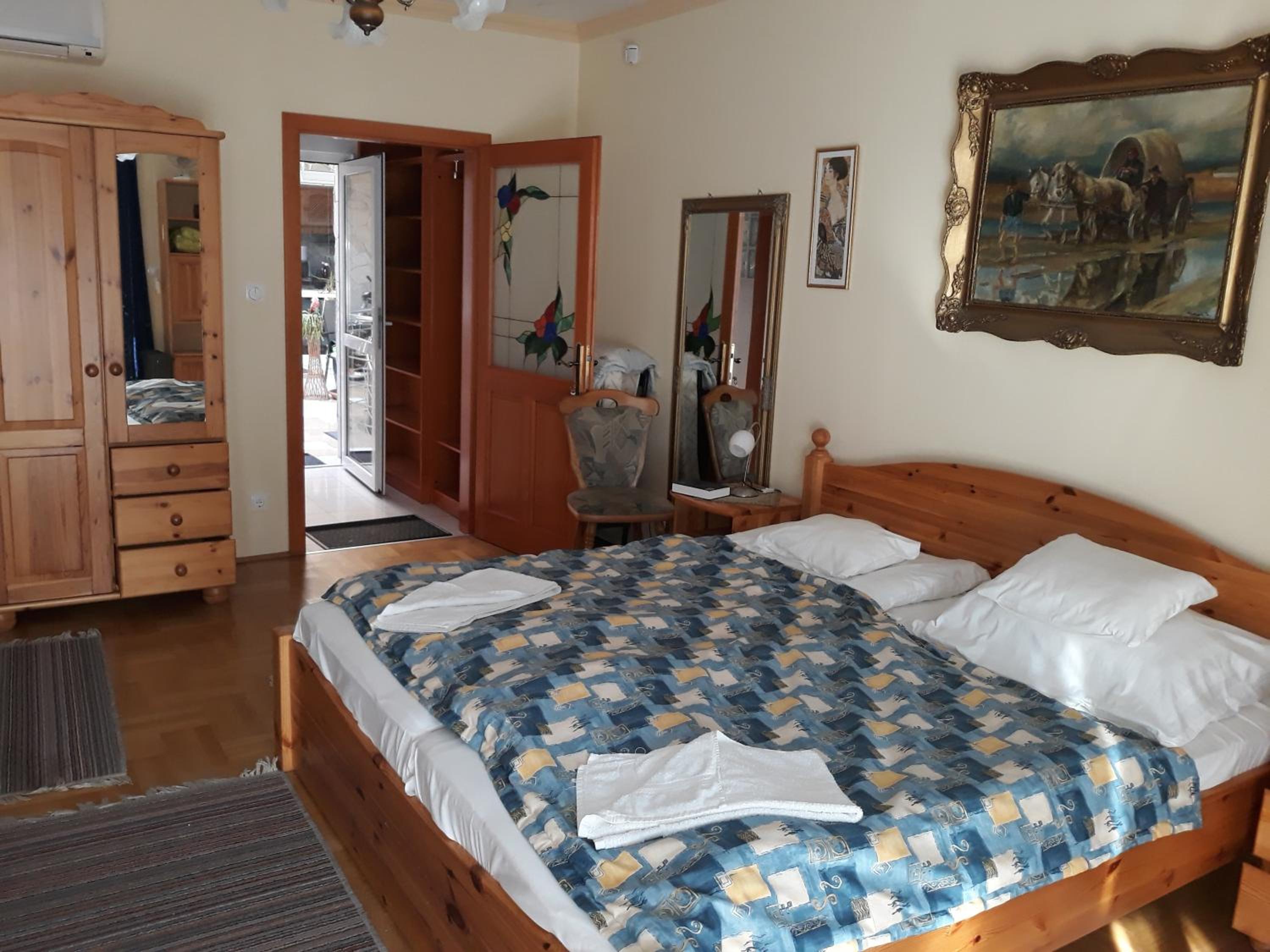 Kenézy Lux Apartman Vendégház
