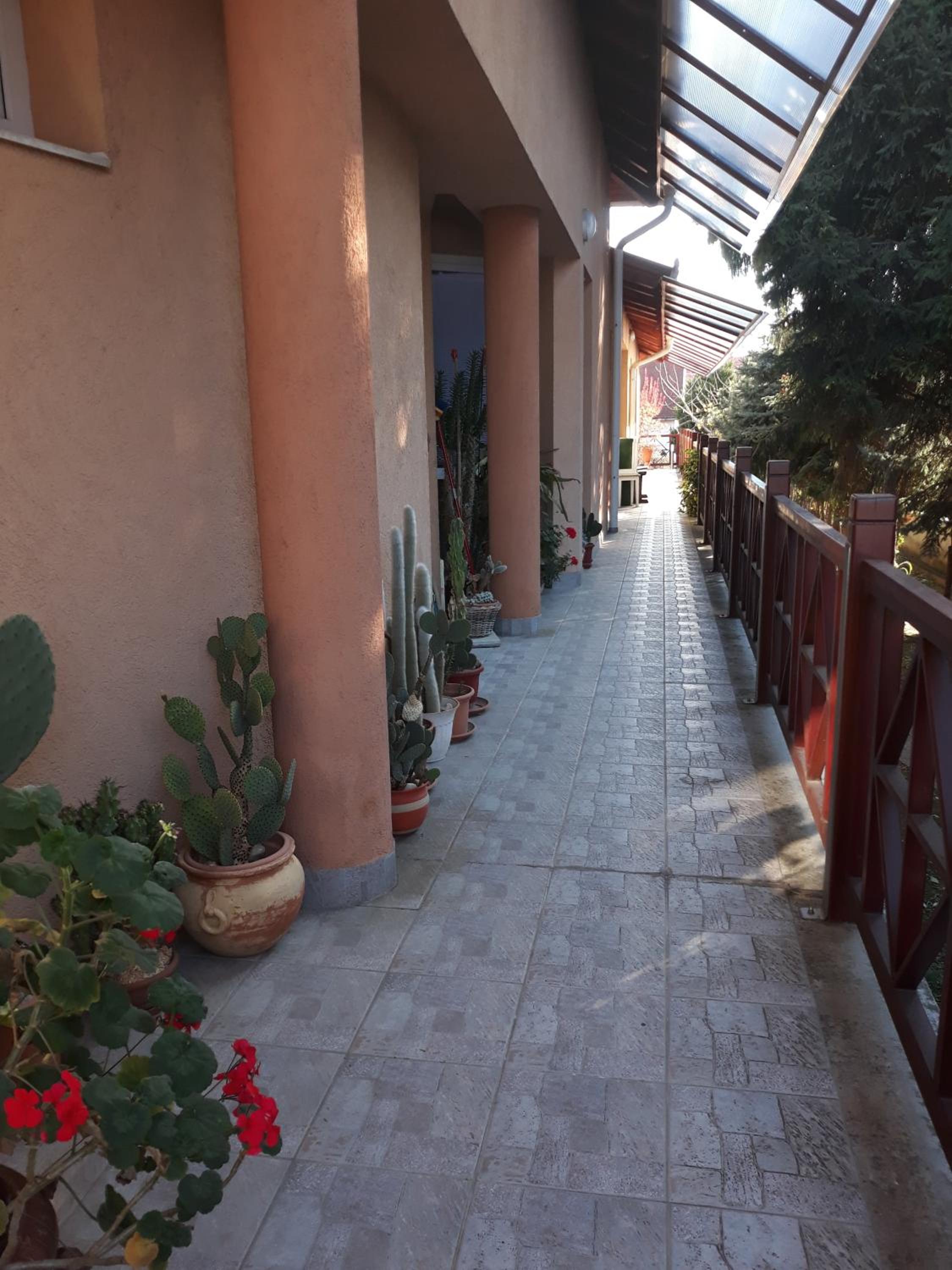 Kenézy Lux Apartman Vendégház