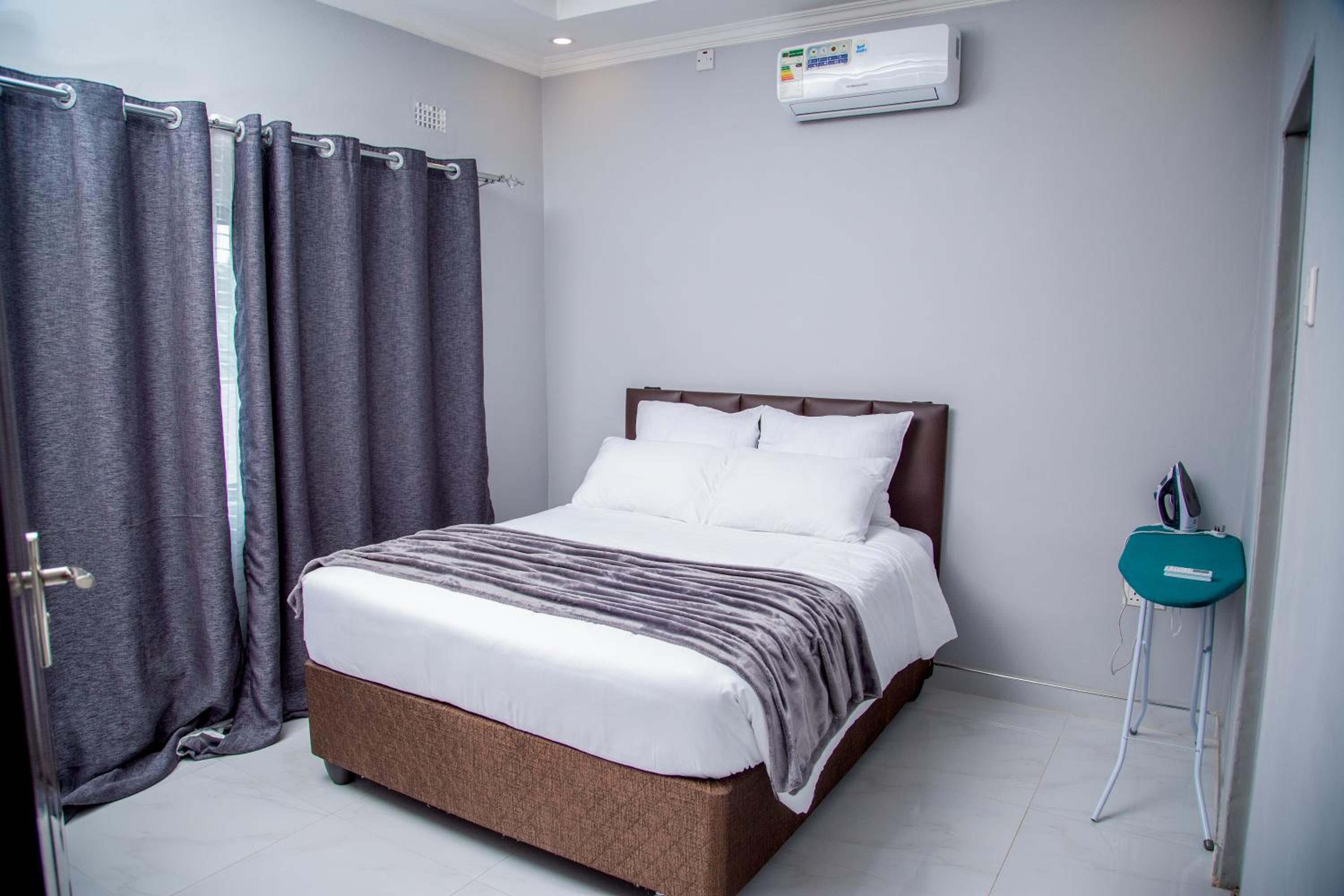 Modern Village Apartments view 5
