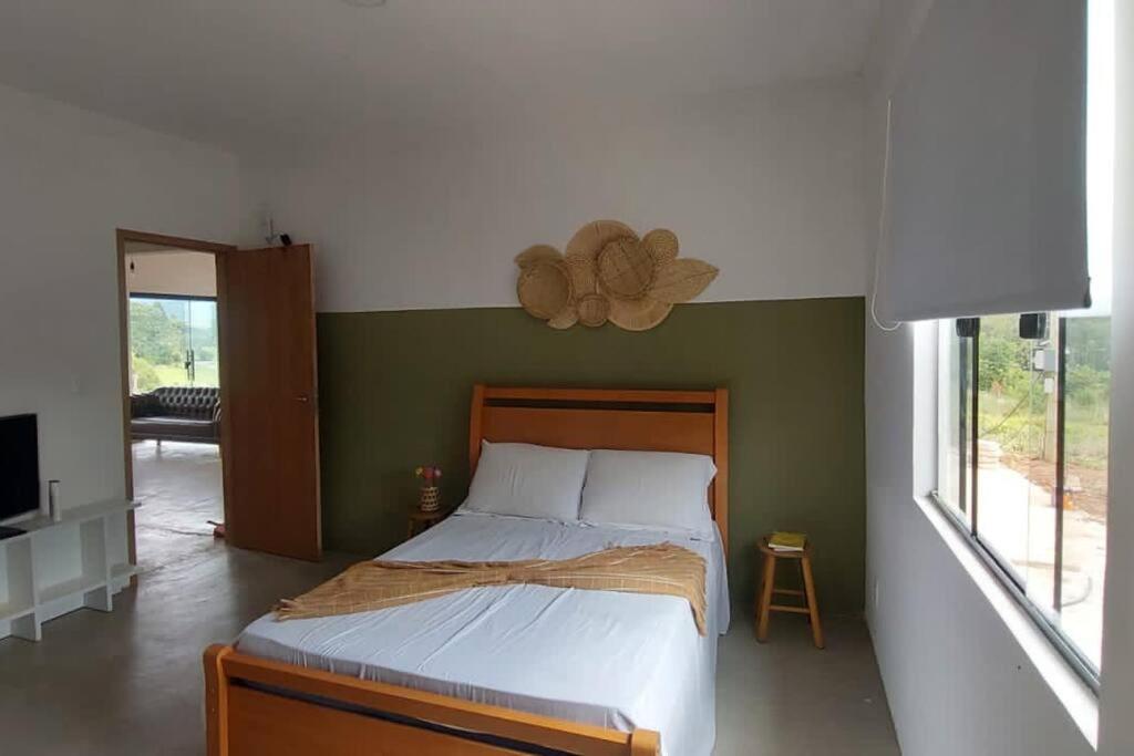 Sítio Âmbar - Piscina, Wi-fi e lago de pesca !