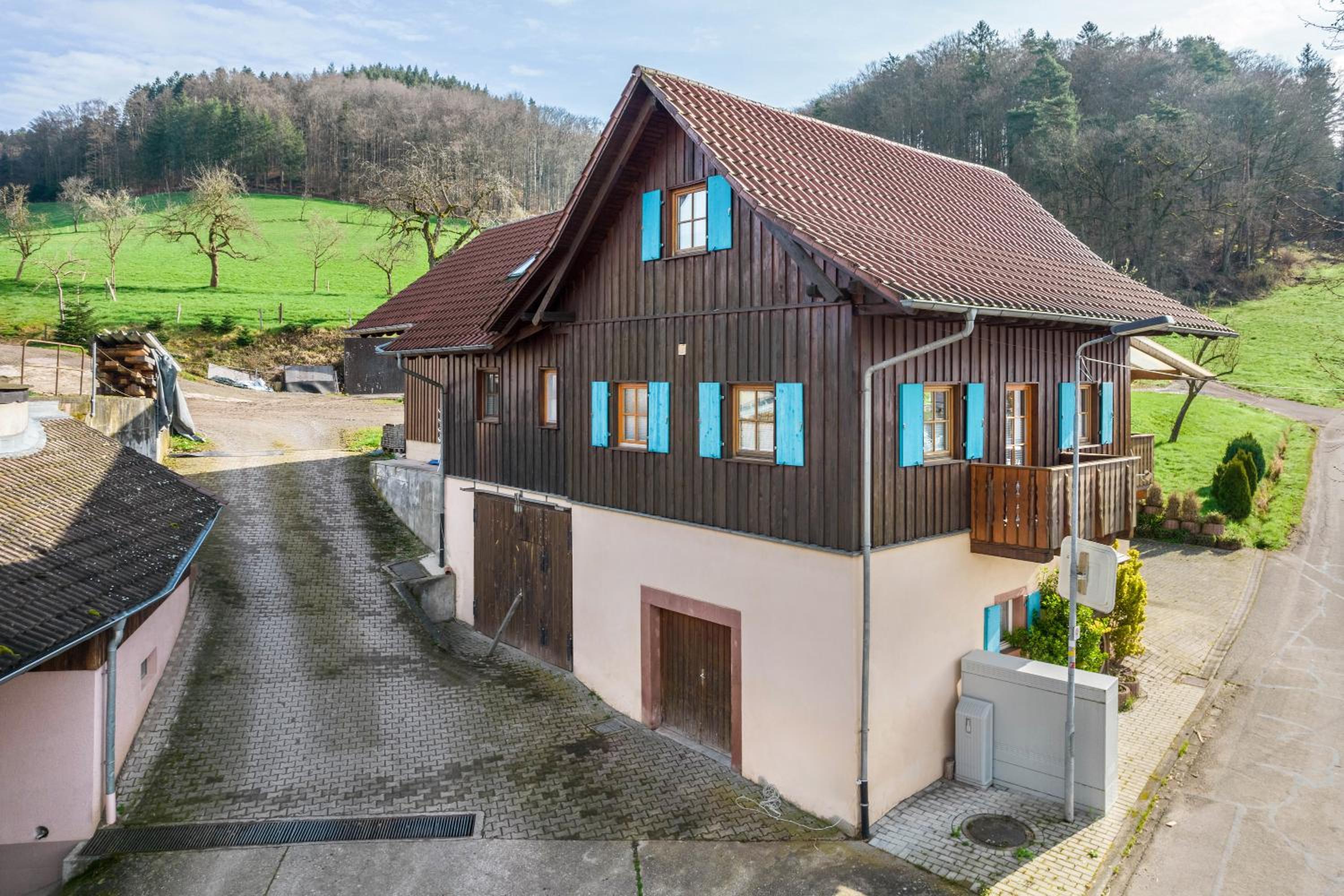 Photo 9