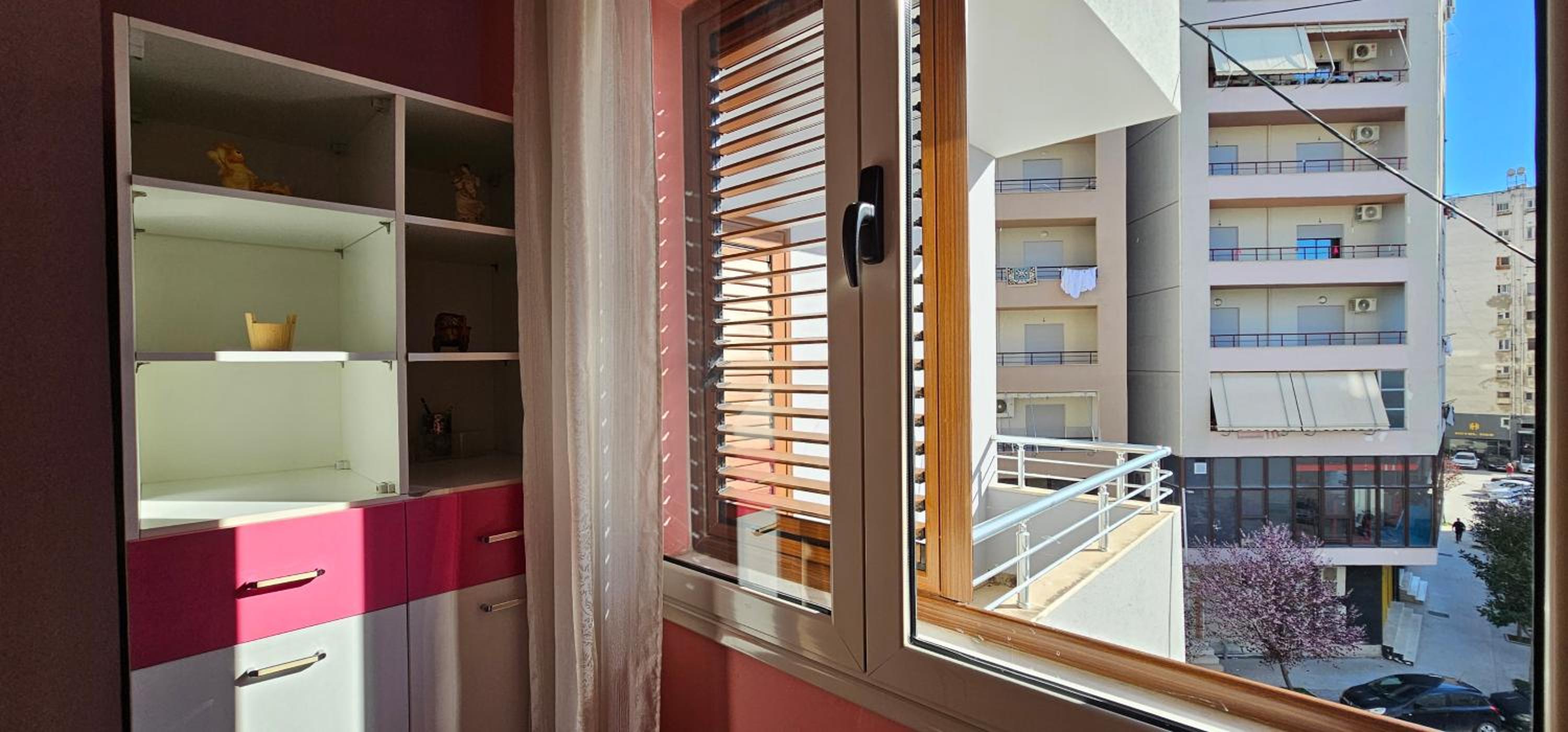 Klara's 3 BDR Self-Checkin Lungomare Apartment