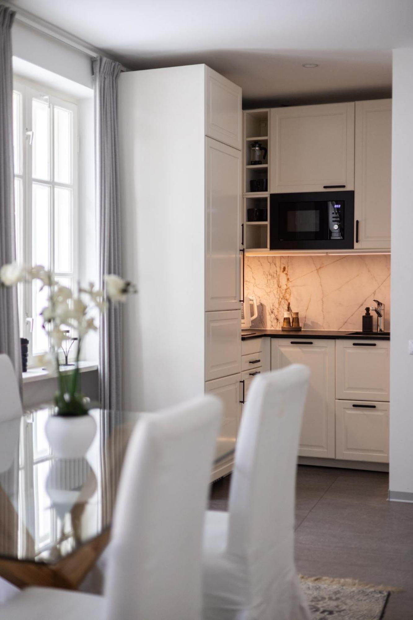 S6 Old Town Apartments