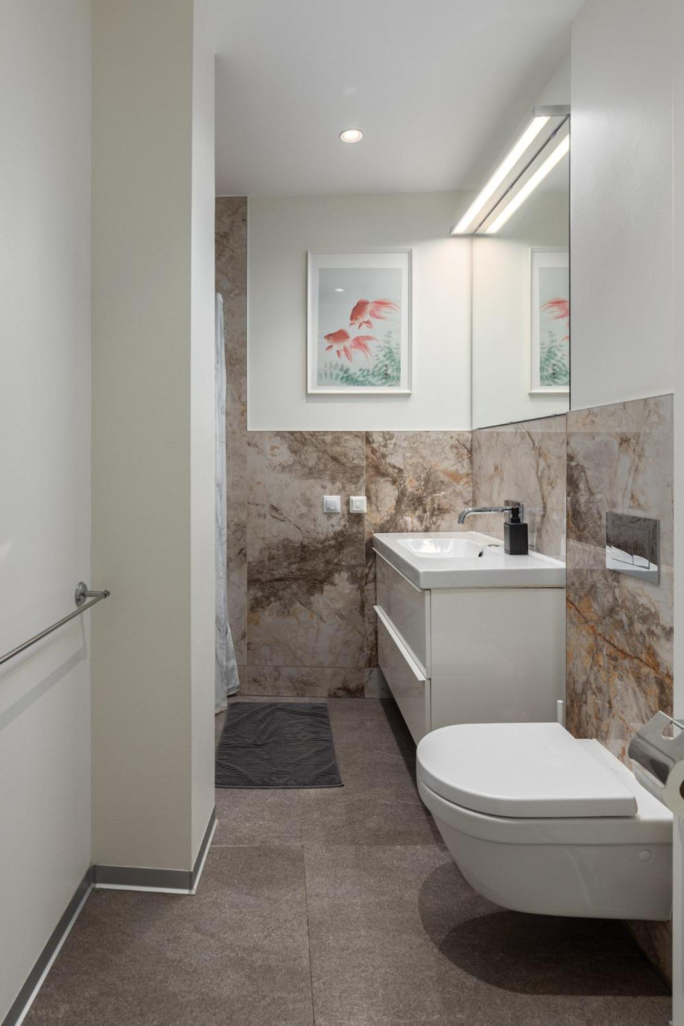 S6 Old Town Apartments