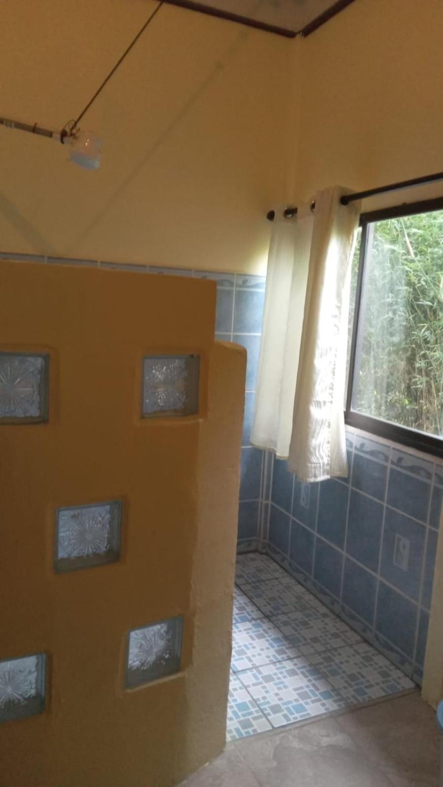 La Pina Cabina