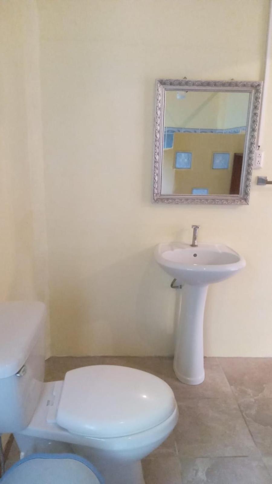 La Pina Cabina