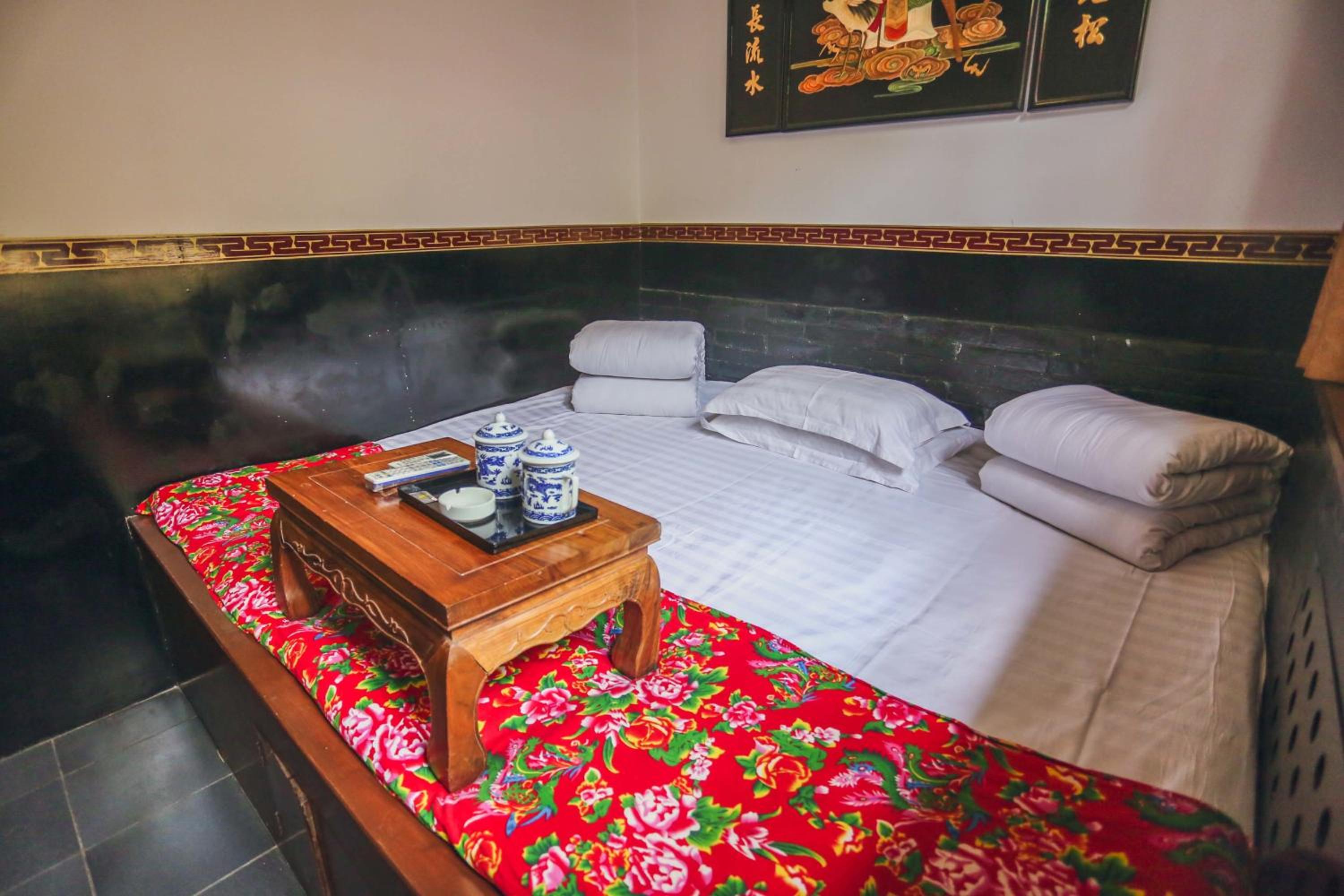 Pingyao Baichanghong Inn