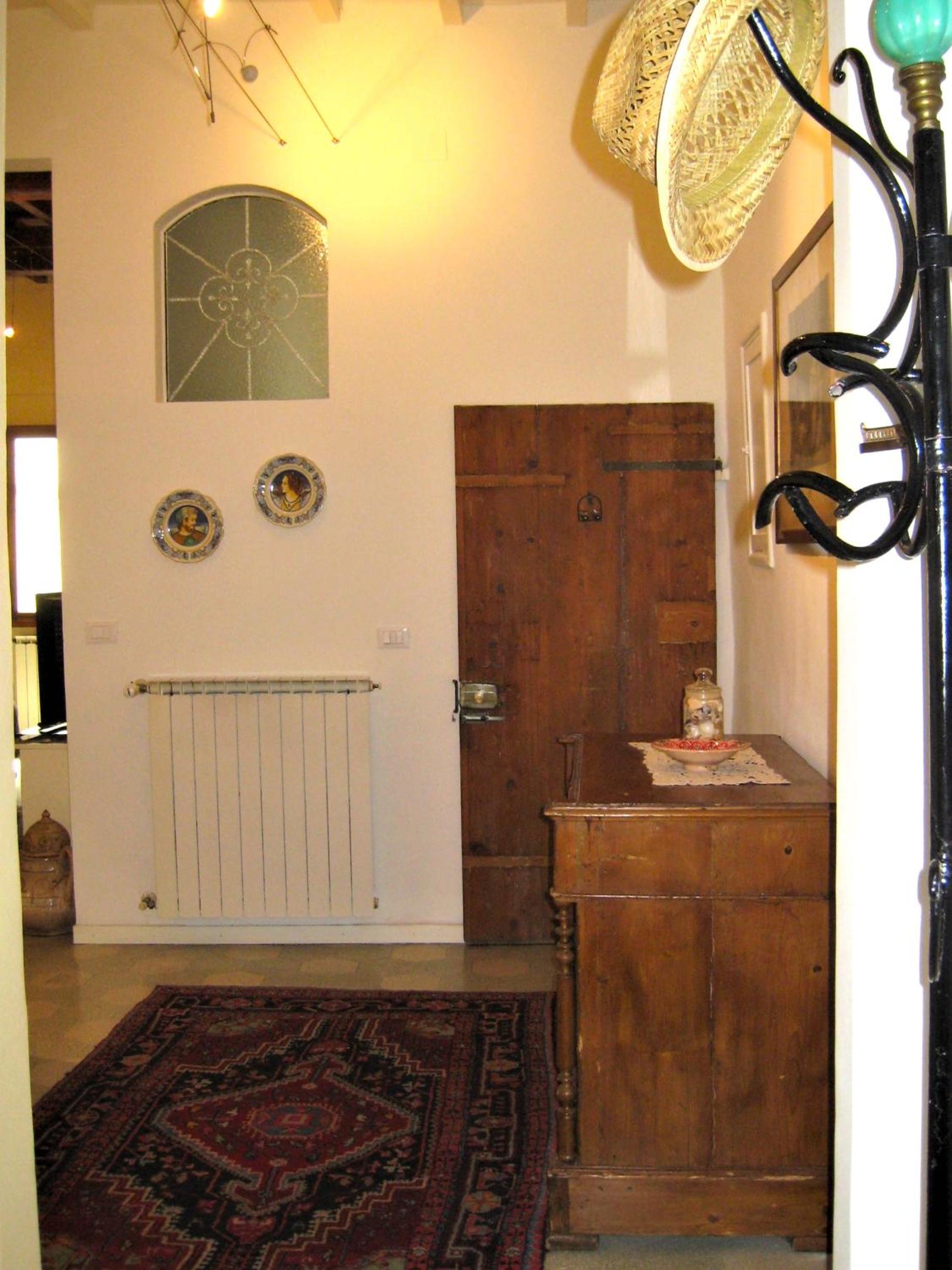 Agnolo First two bedrooms apartment close to Duomo