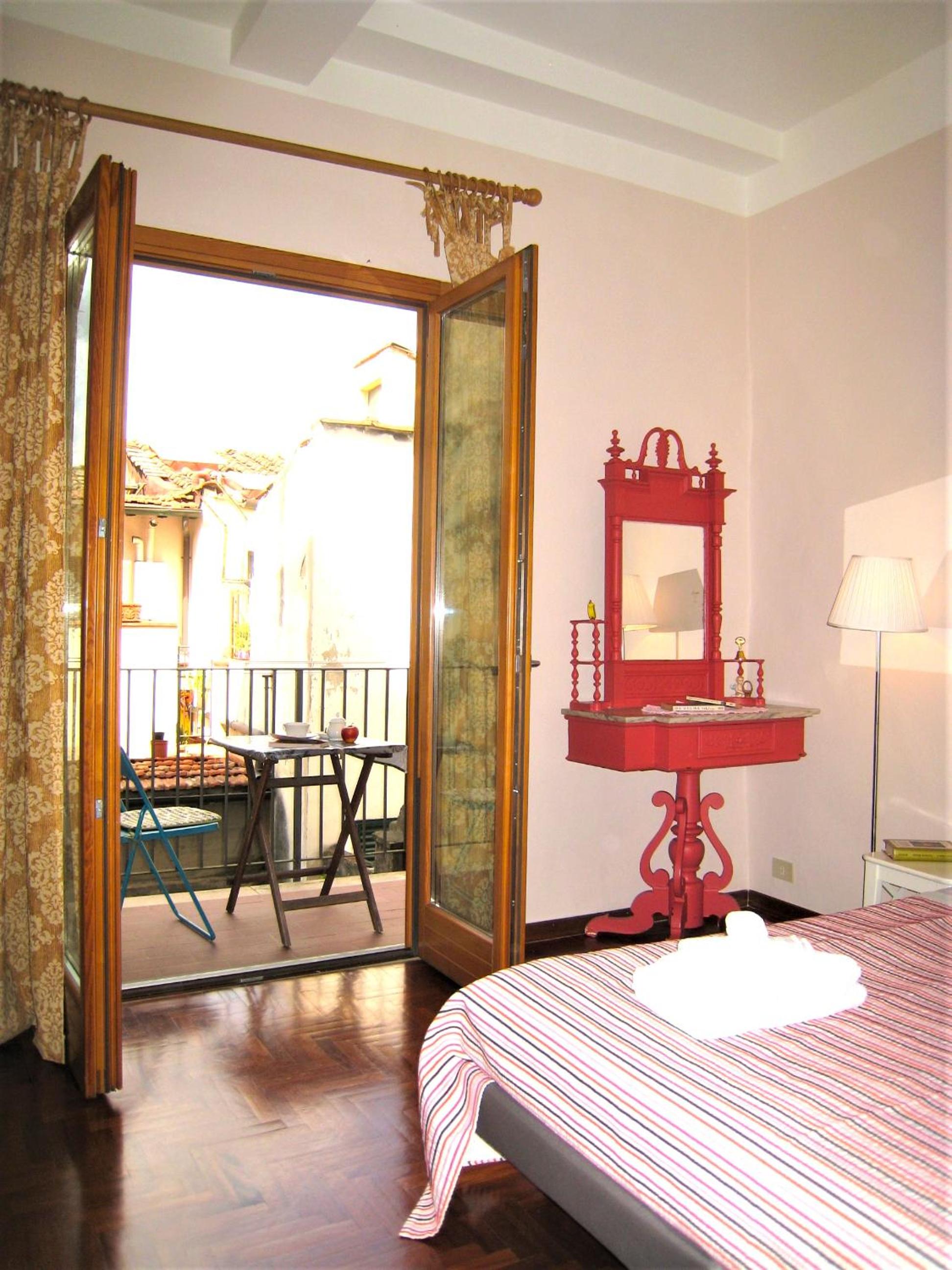 Agnolo First two bedrooms apartment close to Duomo