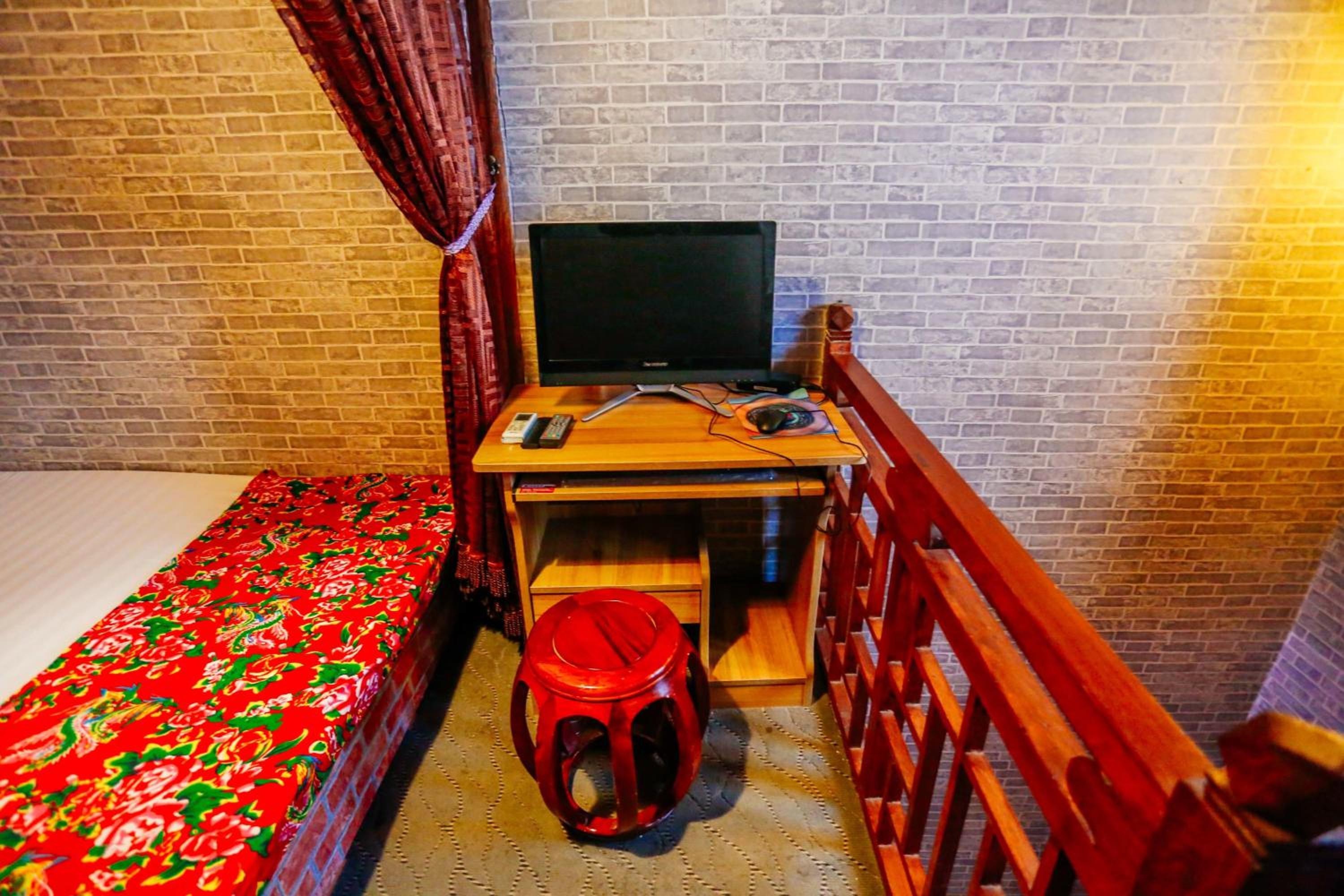 Pingyao Baichanghong Inn