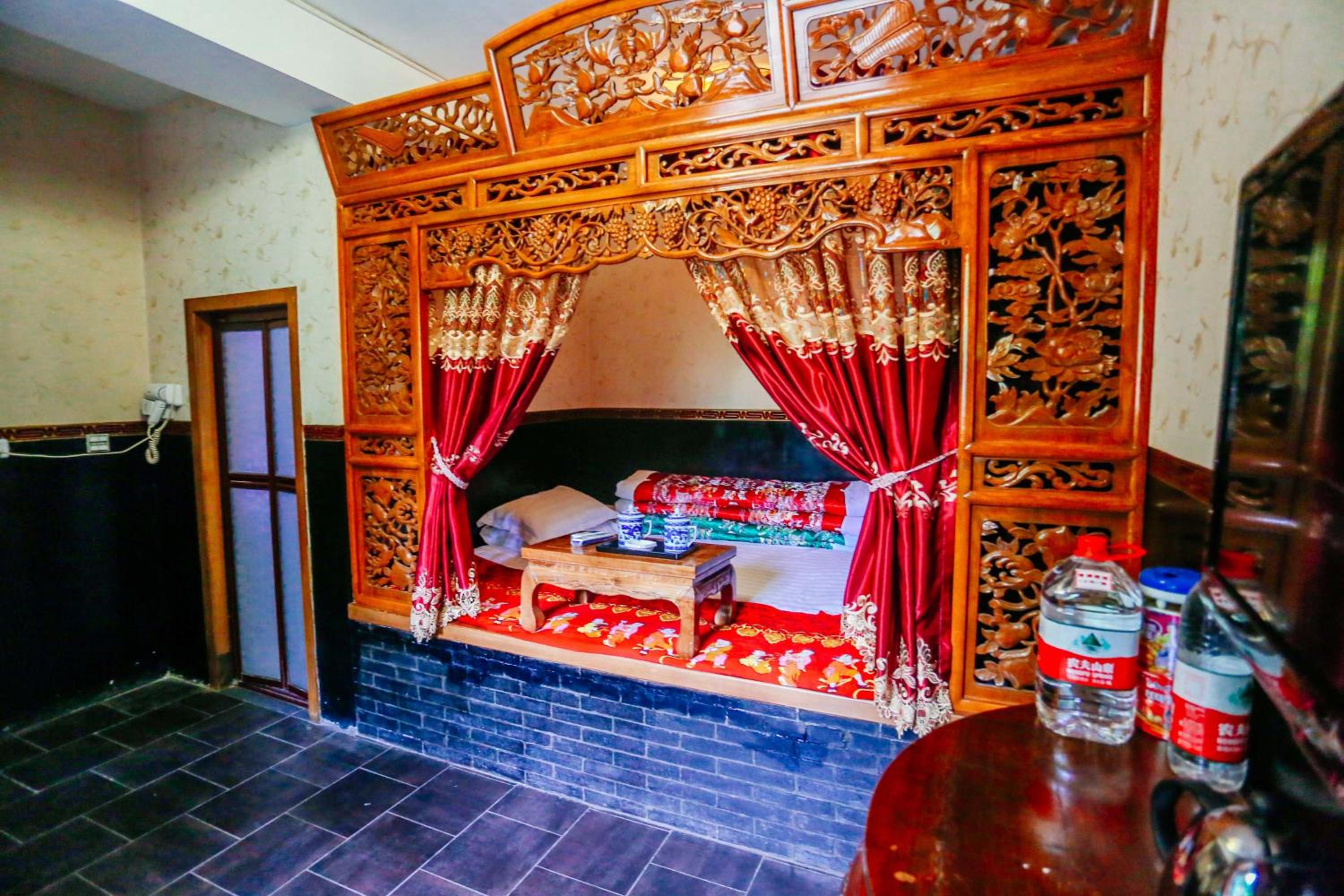 Pingyao Baichanghong Inn