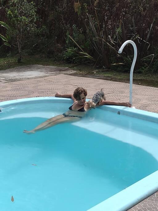 Contemplar a natureza, ouvir os pássaros, relaxar.