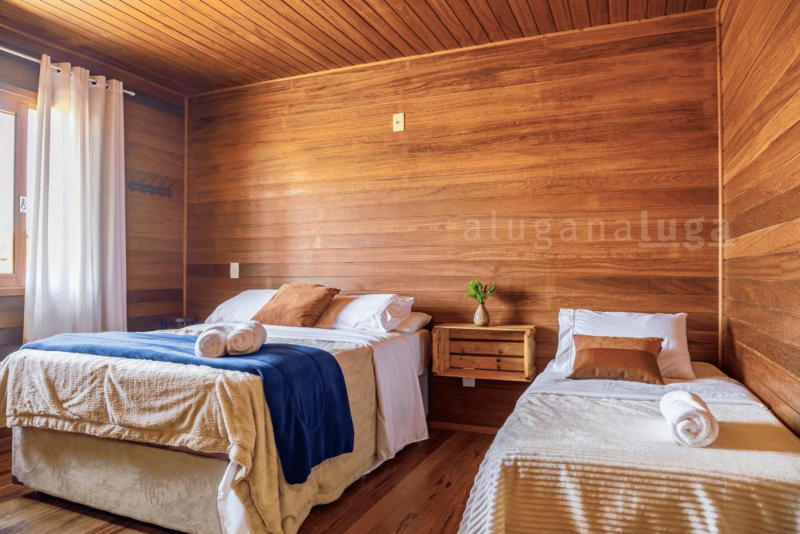 Villa of the Plane Trees in Rancho Queimado