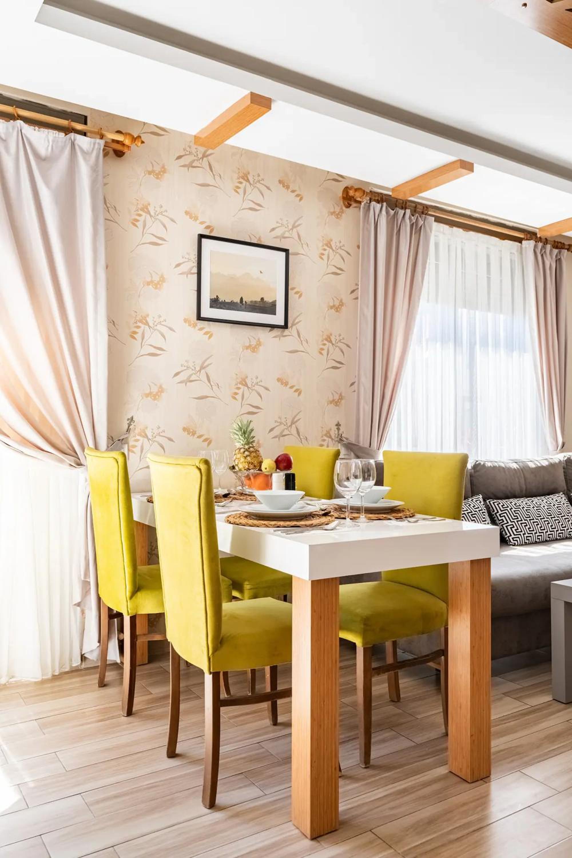 Loi Suite