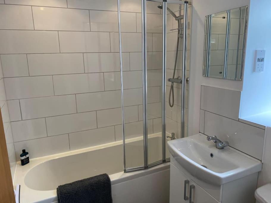 Charming 3-Bedroom Norwich Retreat Garden& Parking