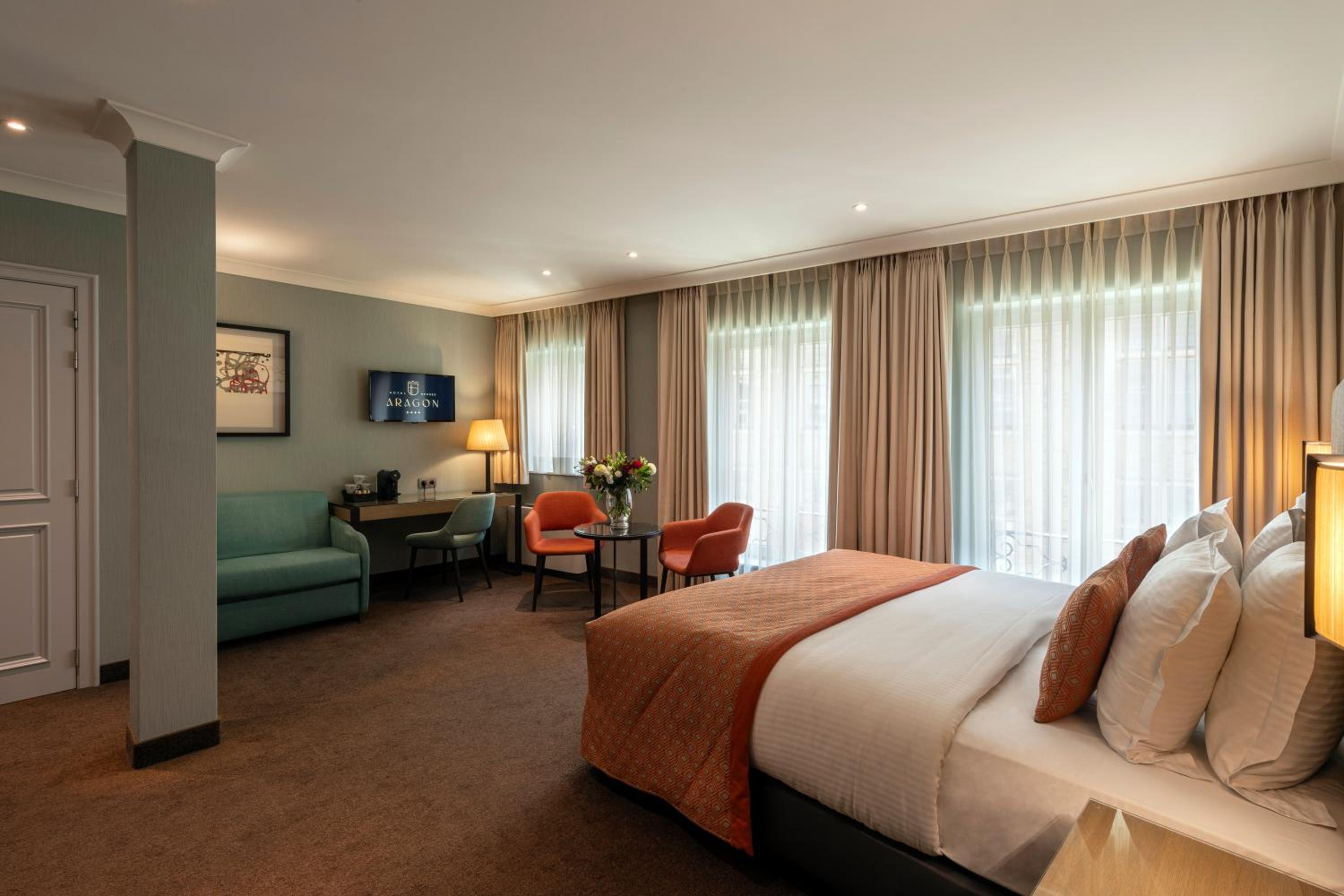 Bruges Vacations - Hotel Aragon - Property Image 3