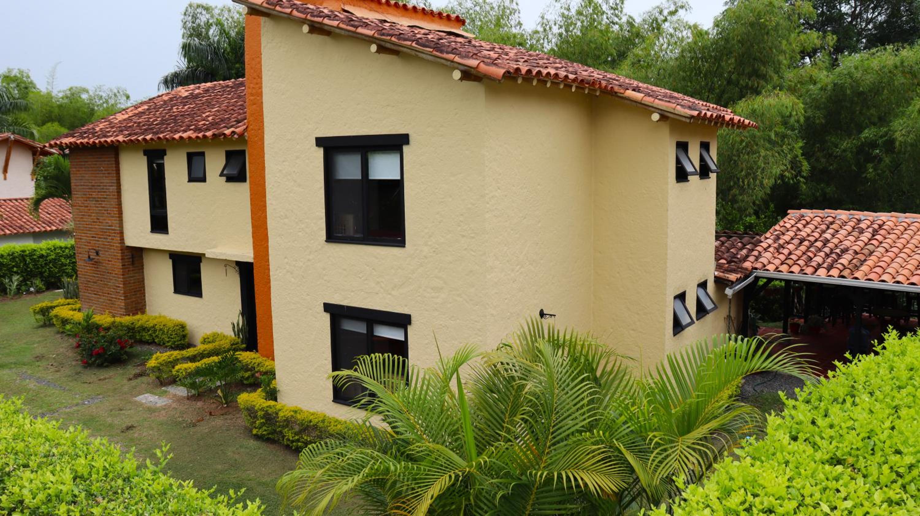 Finca PANACA Jagüey 12 VIP Group - Villas for Rent in