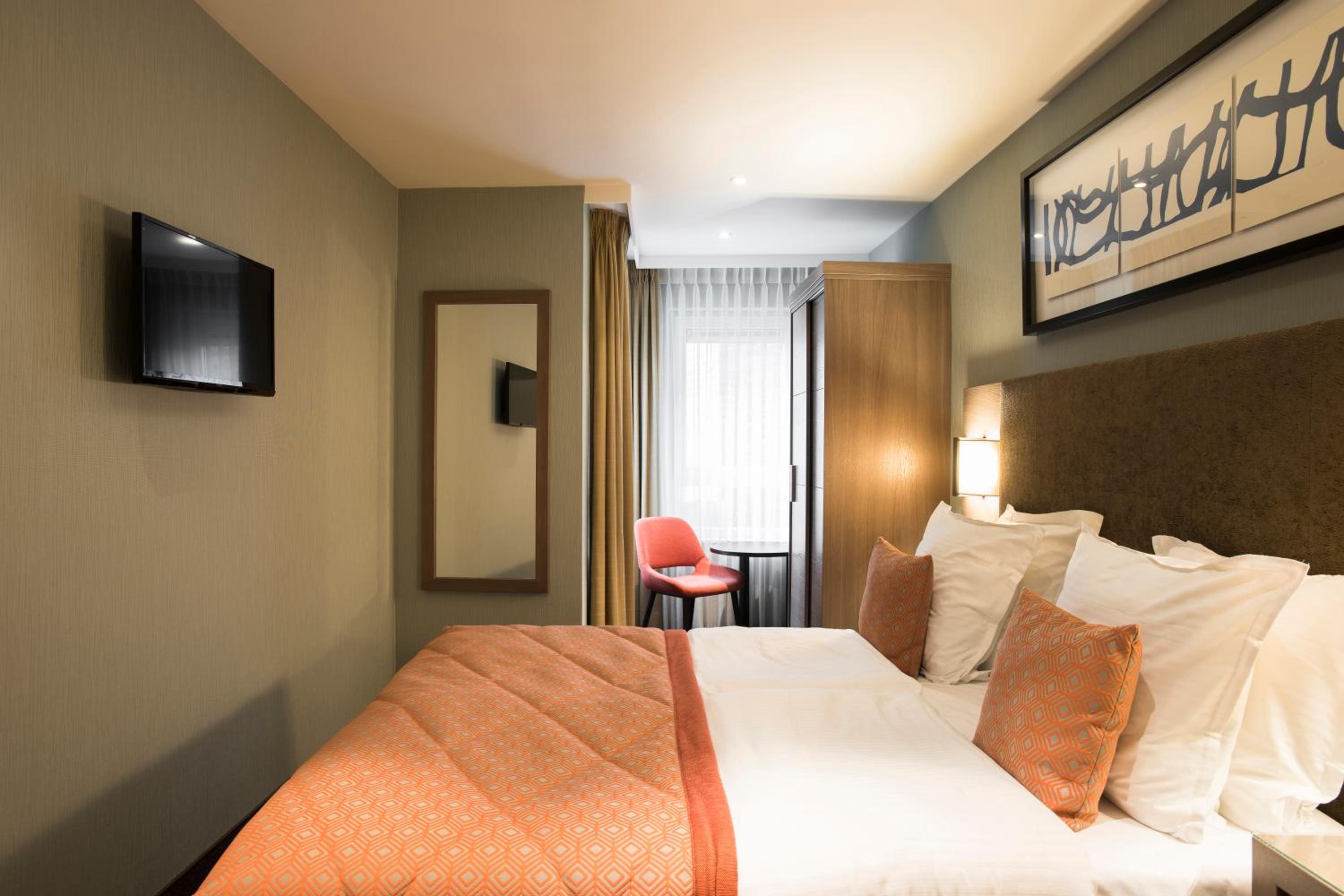 Bruges Vacations - Hotel Aragon - Property Image 7