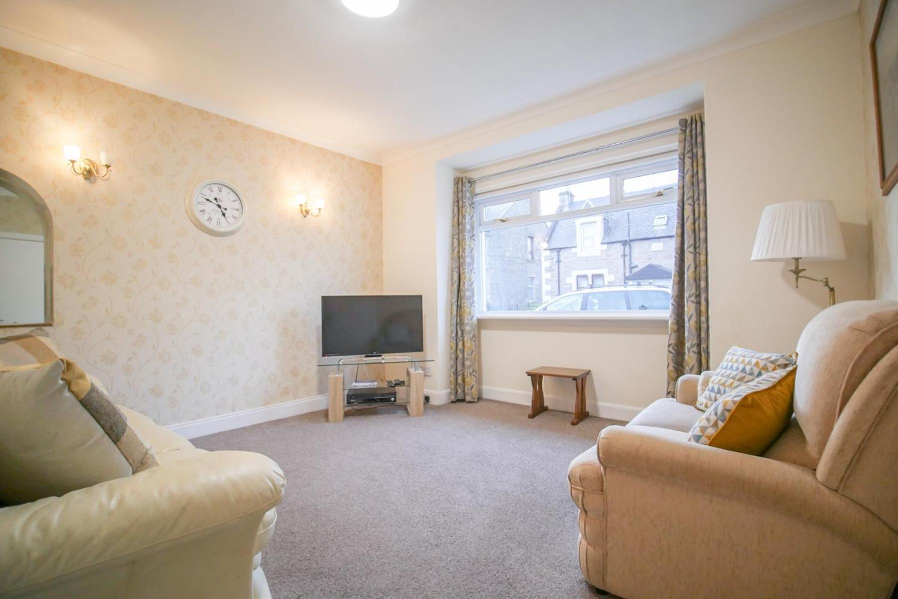 Lochlash 3 Bedroom House Inverness view 4