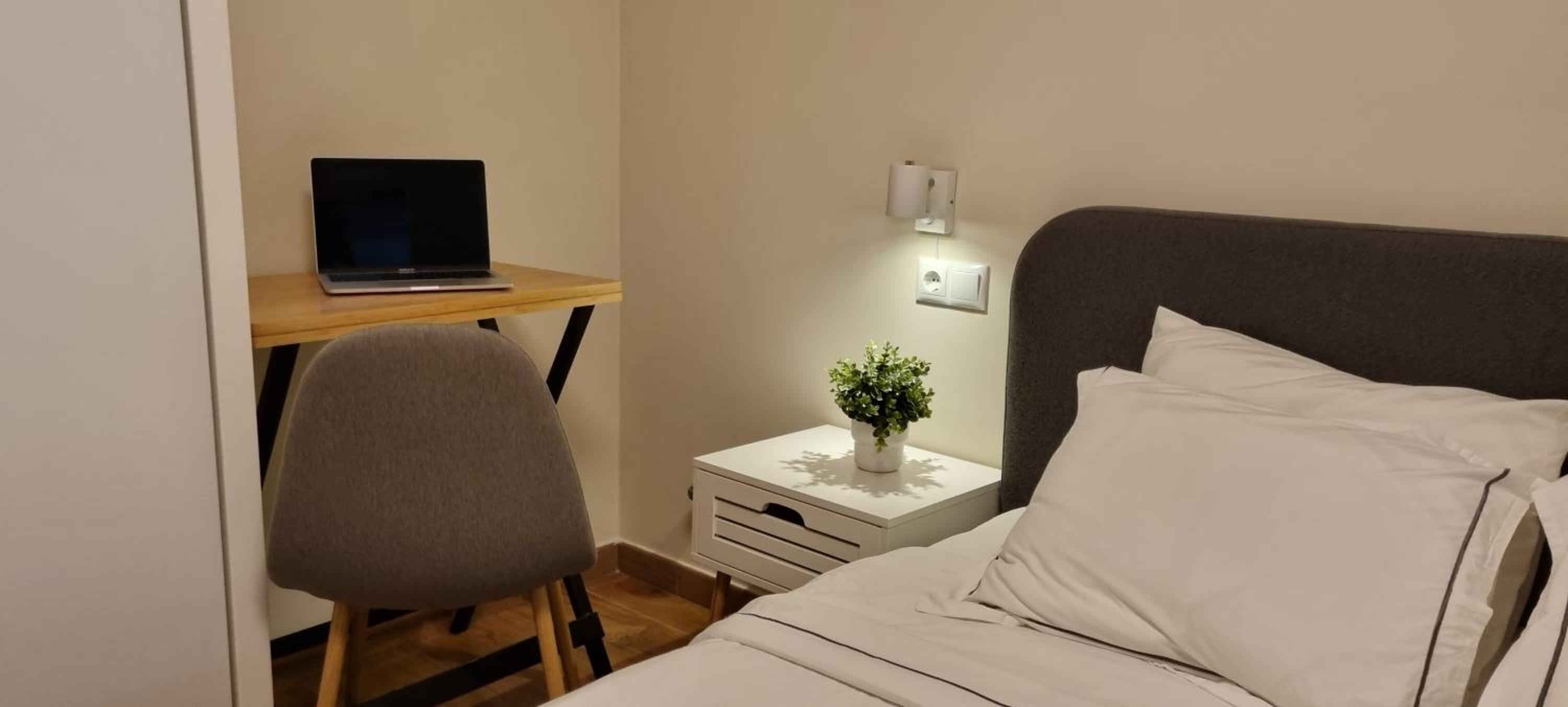 hotel room