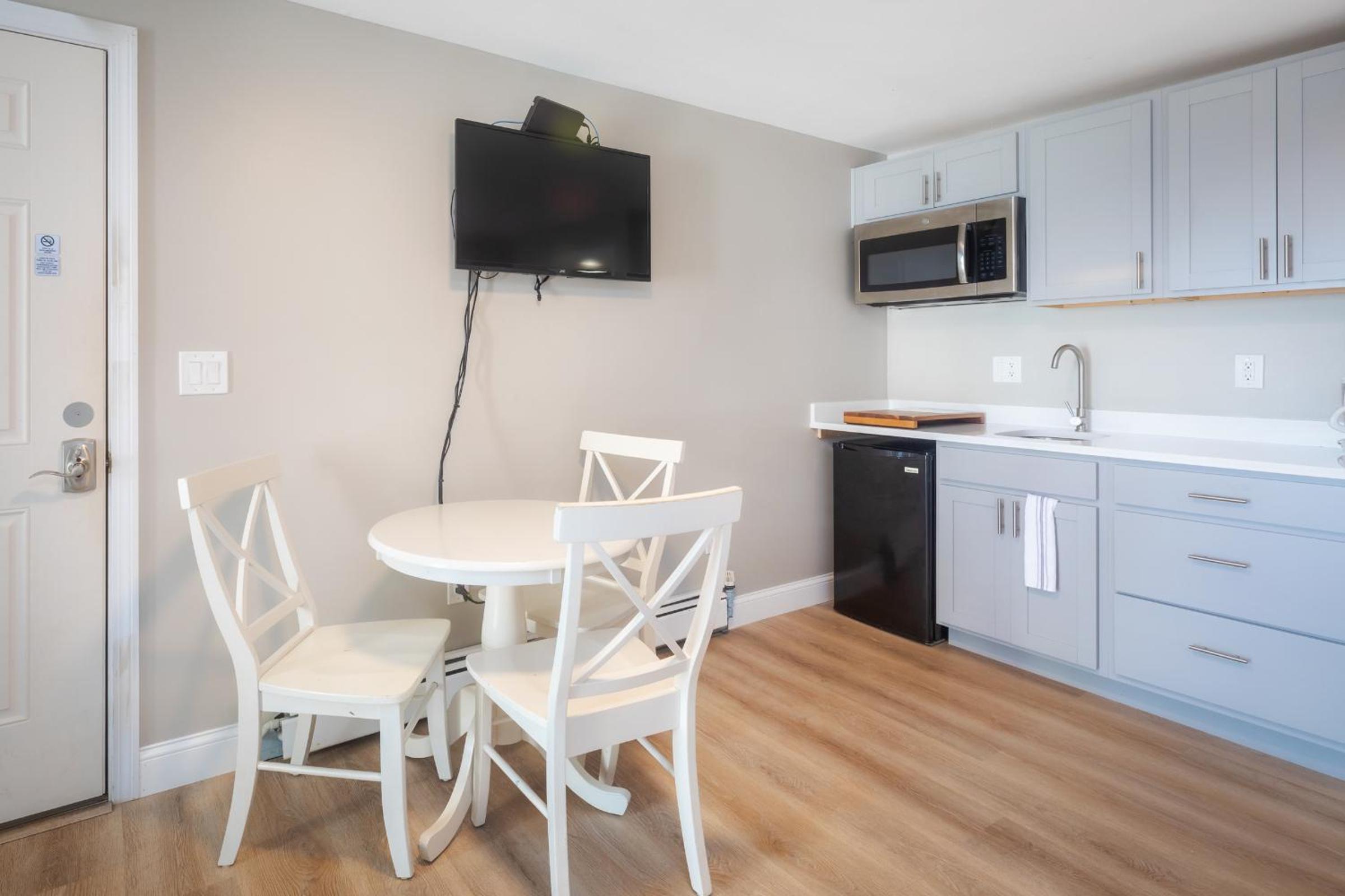 The Atlantic Motel - Property Image 30