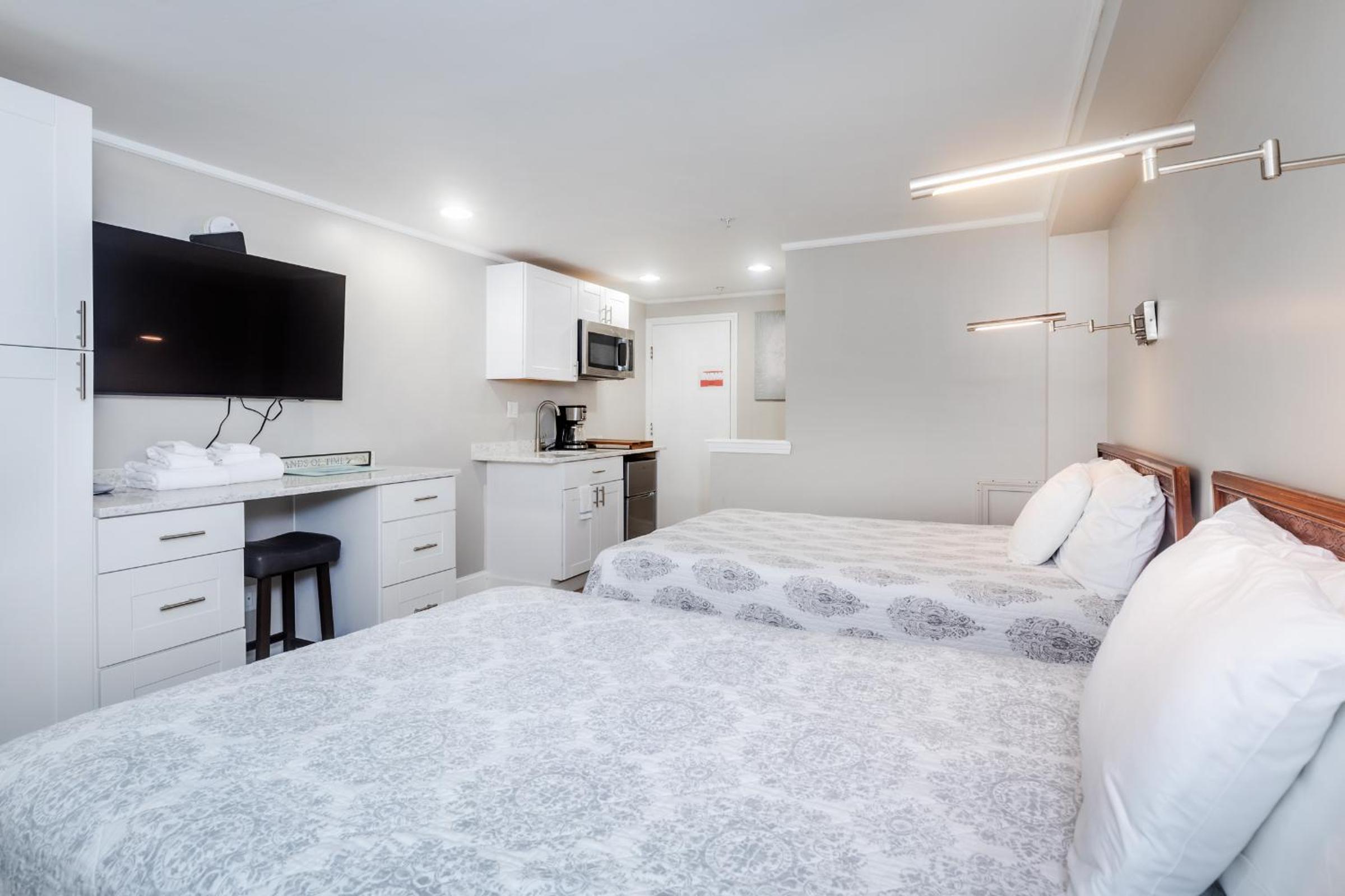 The Atlantic Motel - Property Image 32