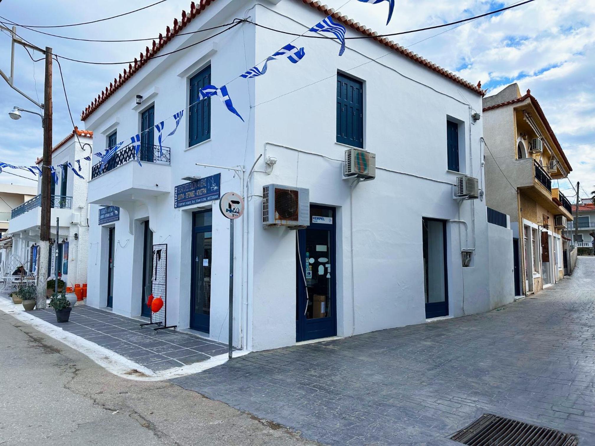 Andy Port House with Seaview by Goutos Properties view 3