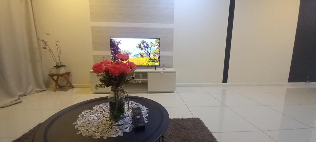 COZY TWO BEDROOM APARTMENT AT MERCU SUMMER
