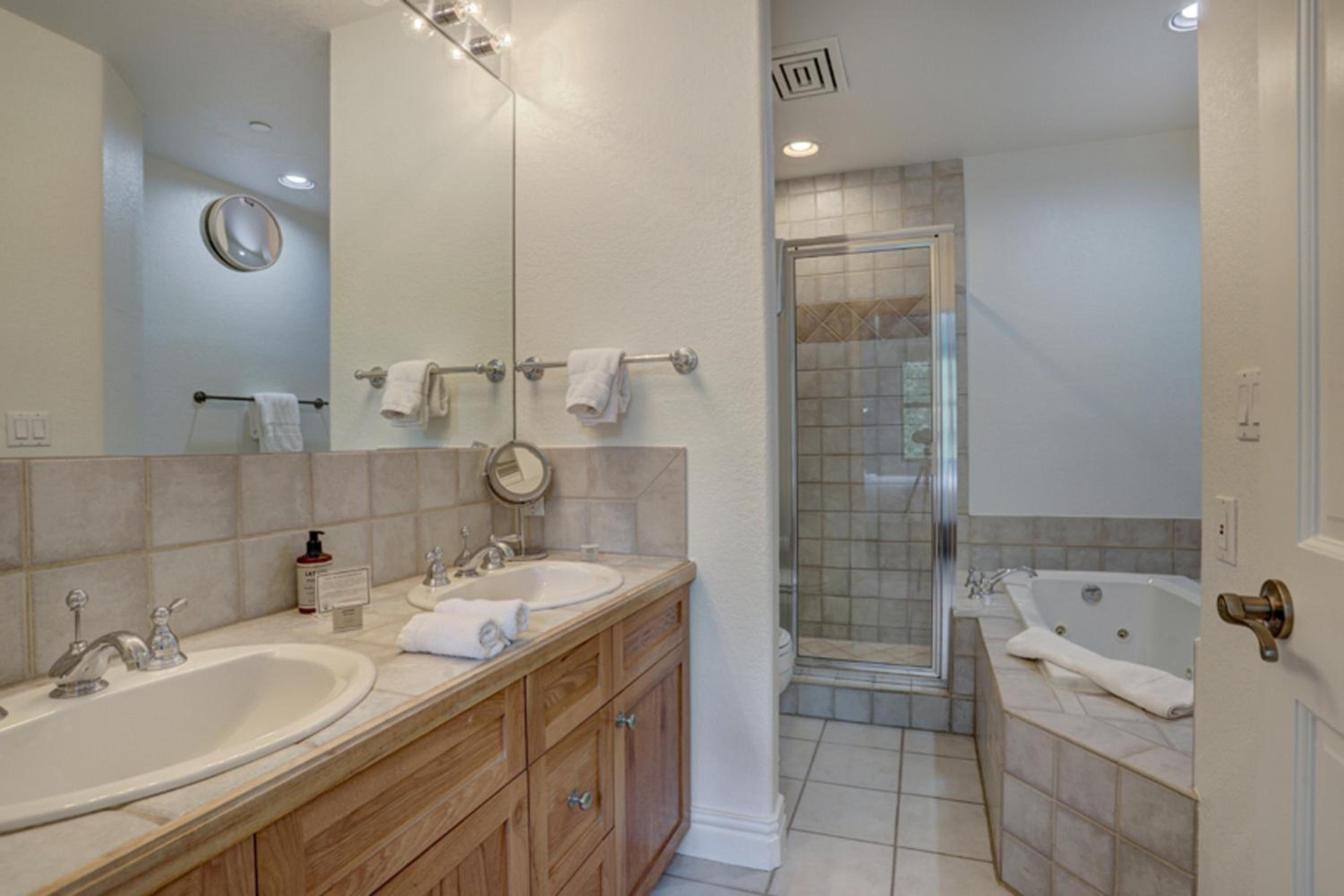 Lodge at Brookside - Property Image 36