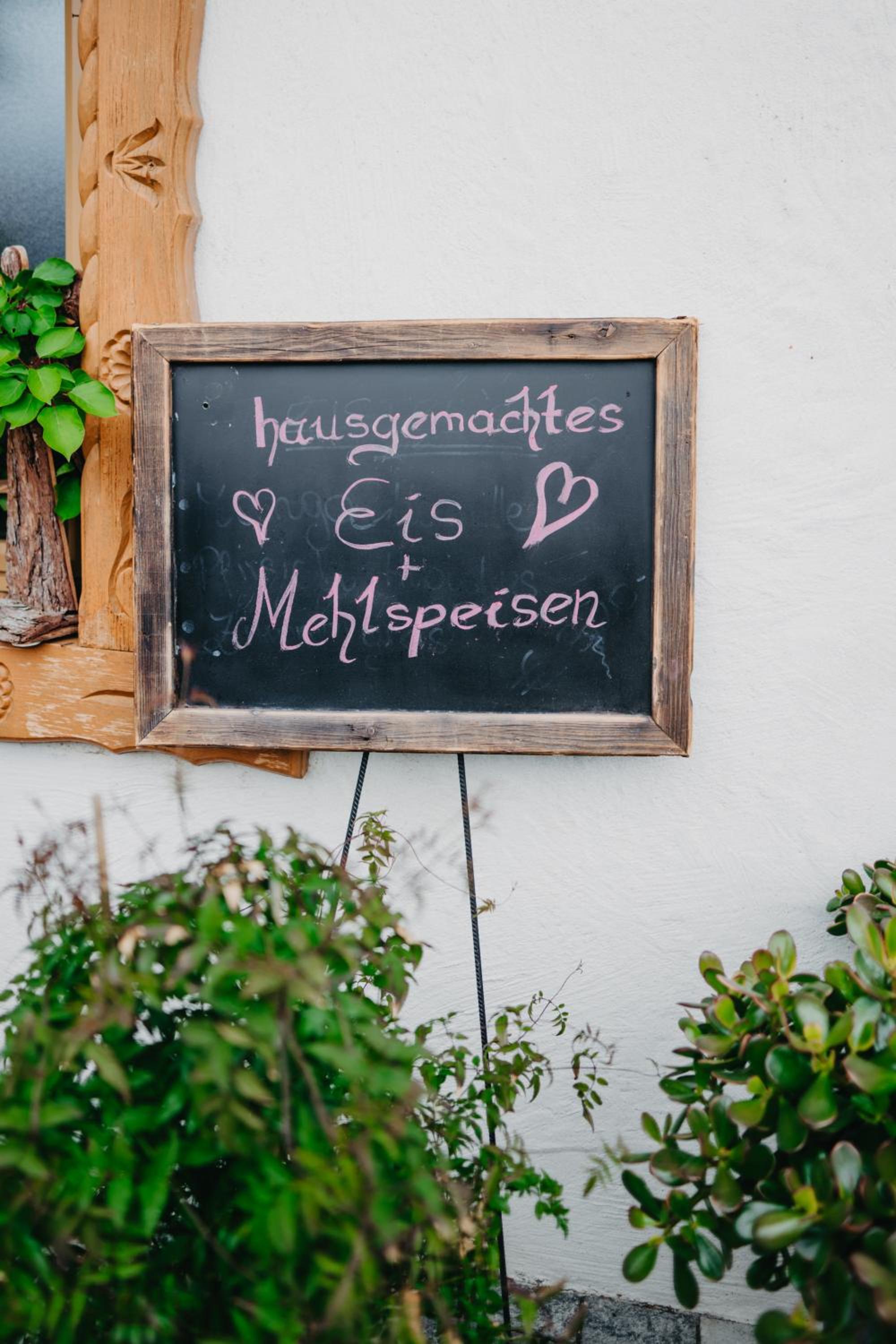 Gasthof Pension Perauer