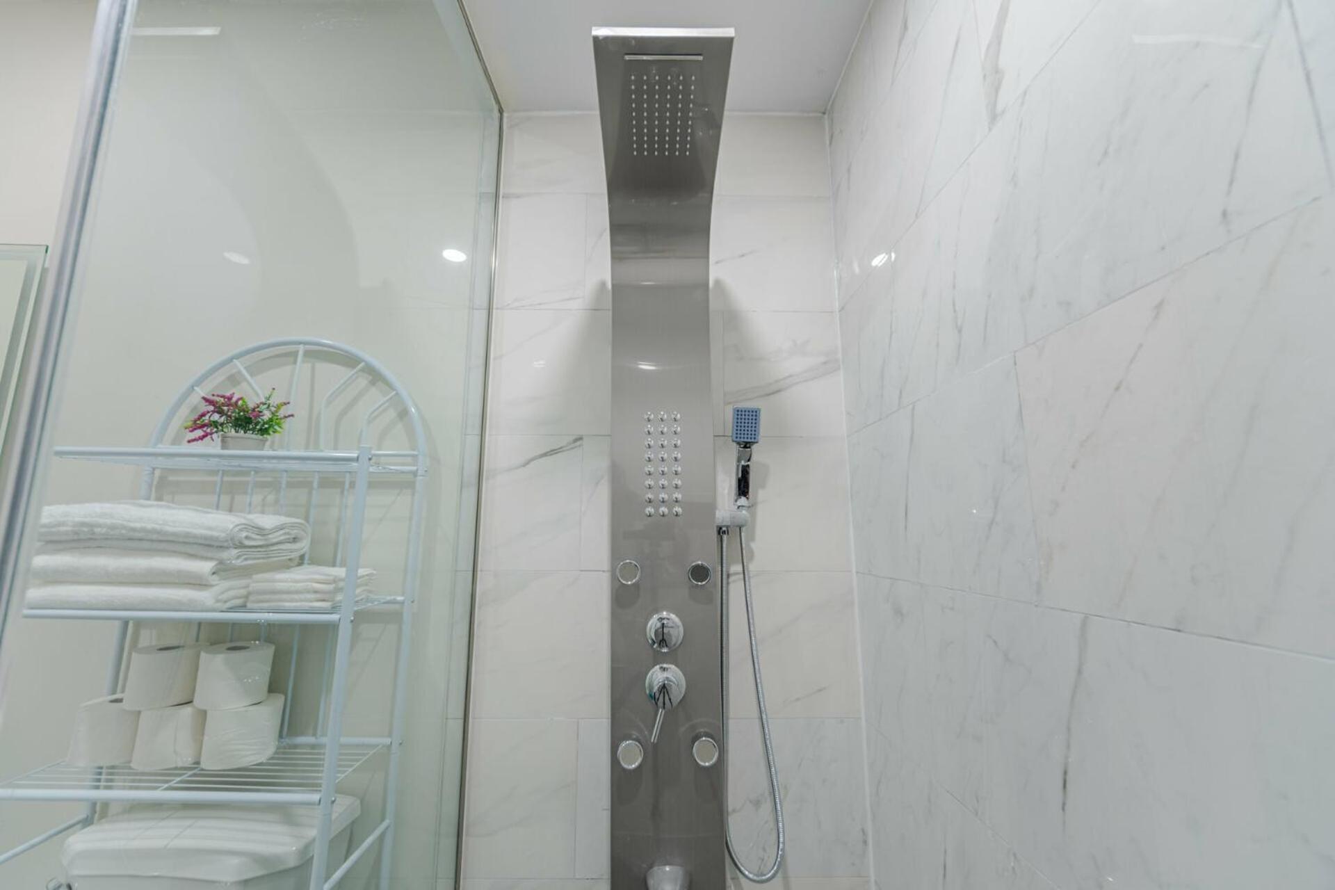 Private basement bedrooms in Oakville - Property Image 7