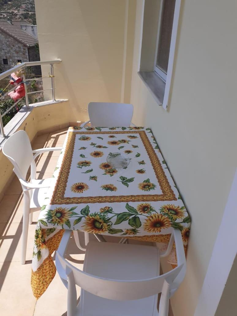 Mino's House Rent Apartments