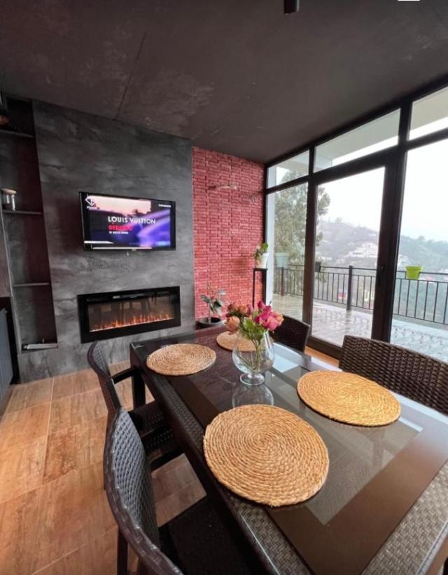 Villa Deluxe