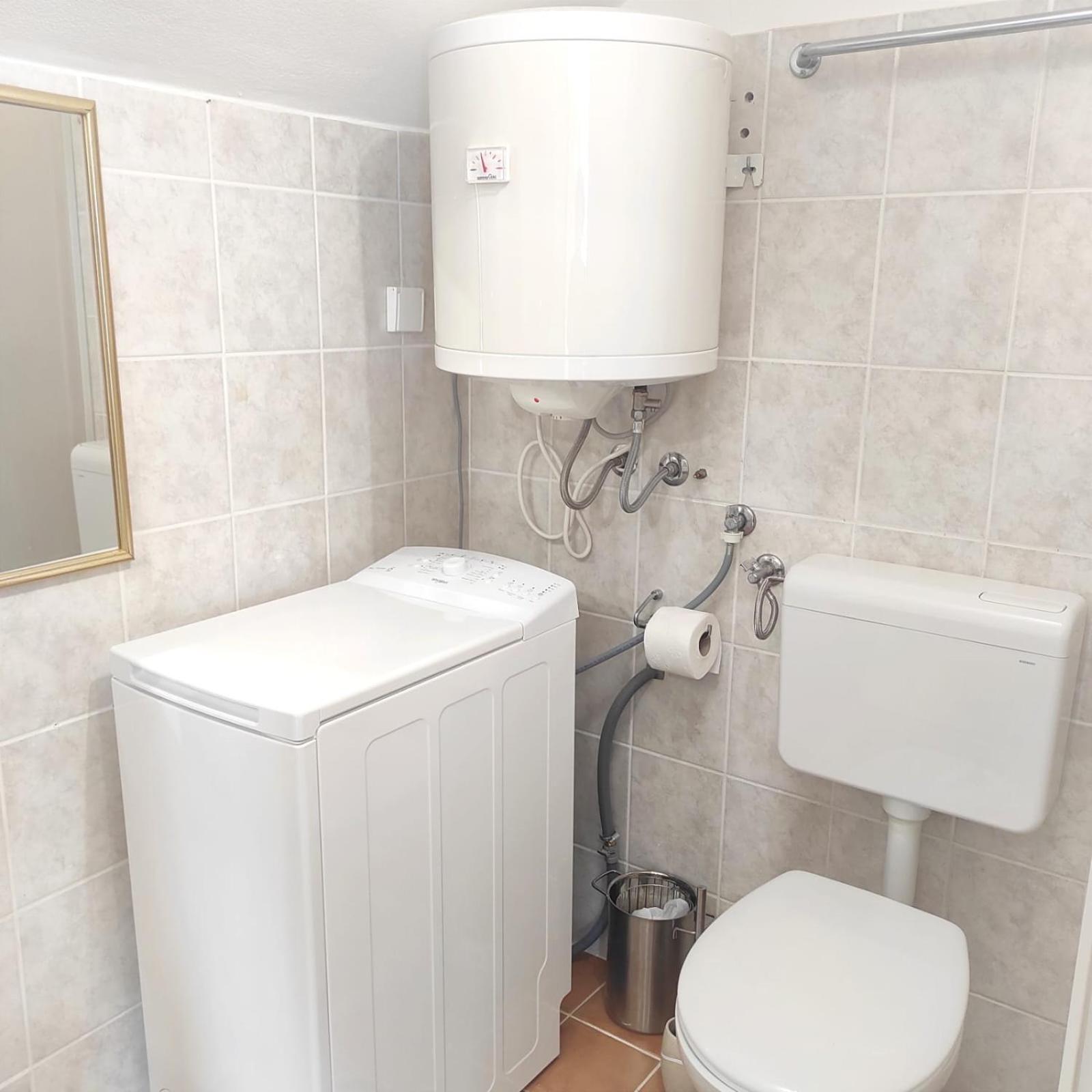 Miracle Apartment