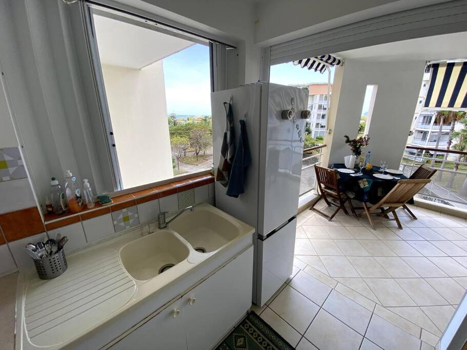 Appartement - Vue mer et montagne view 5
